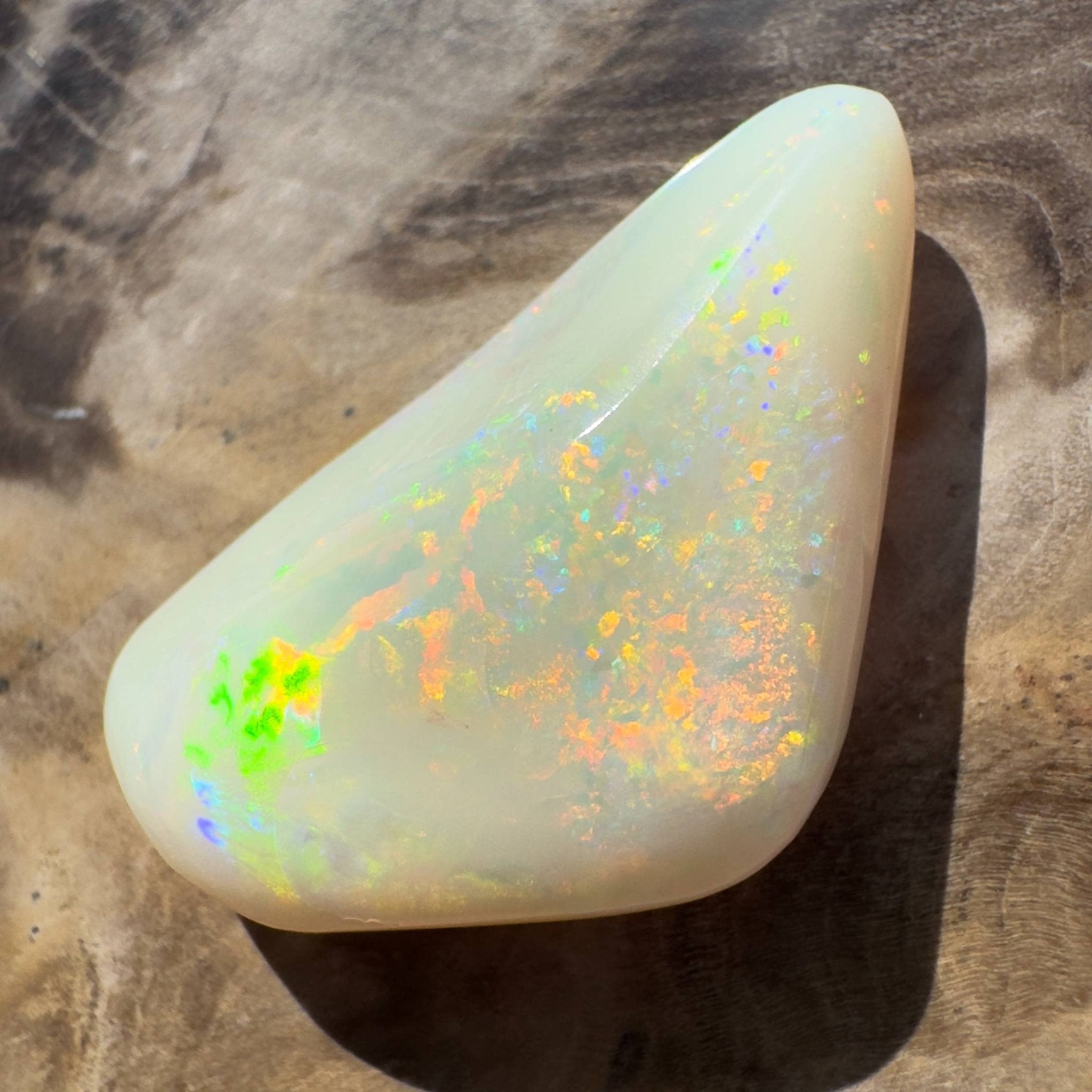 15.4ct Hand - cut Solid Australian Coober Pedy Opal