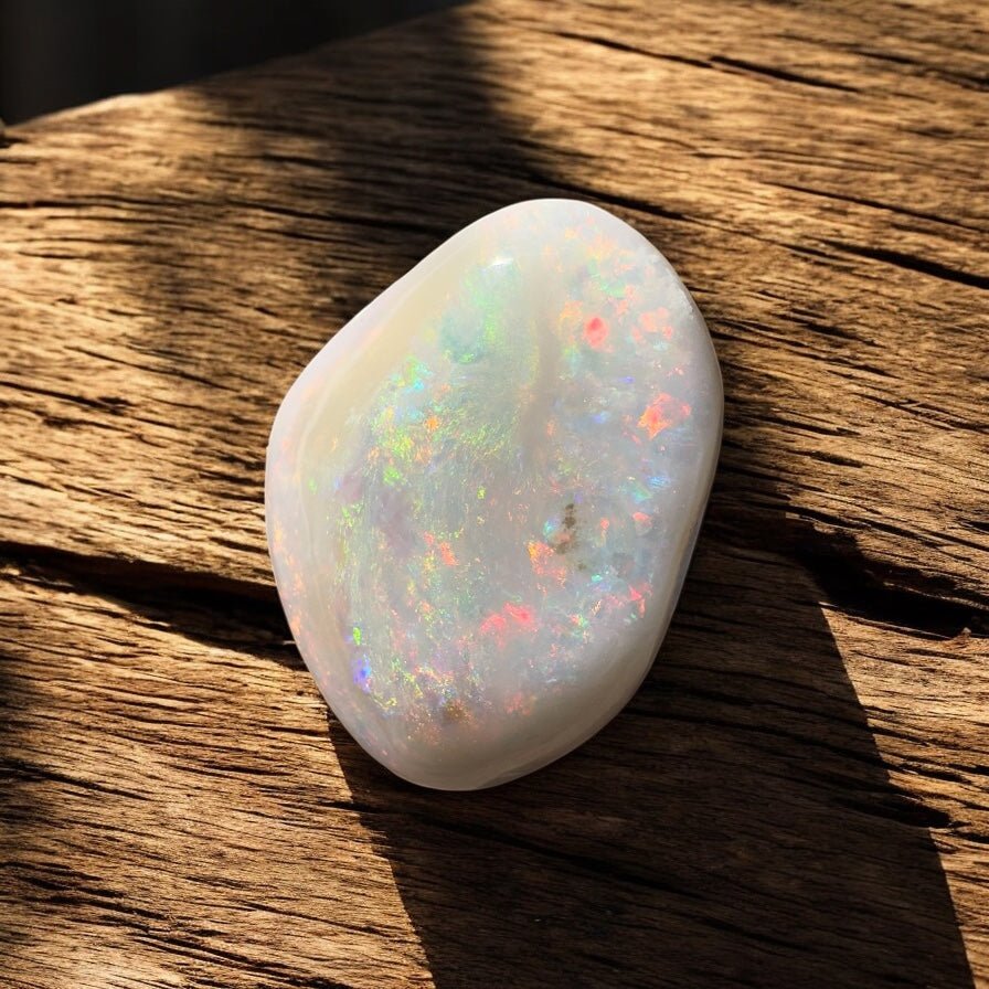 15.6ct Hand - cut Solid Australian Lightning Ridge Opal