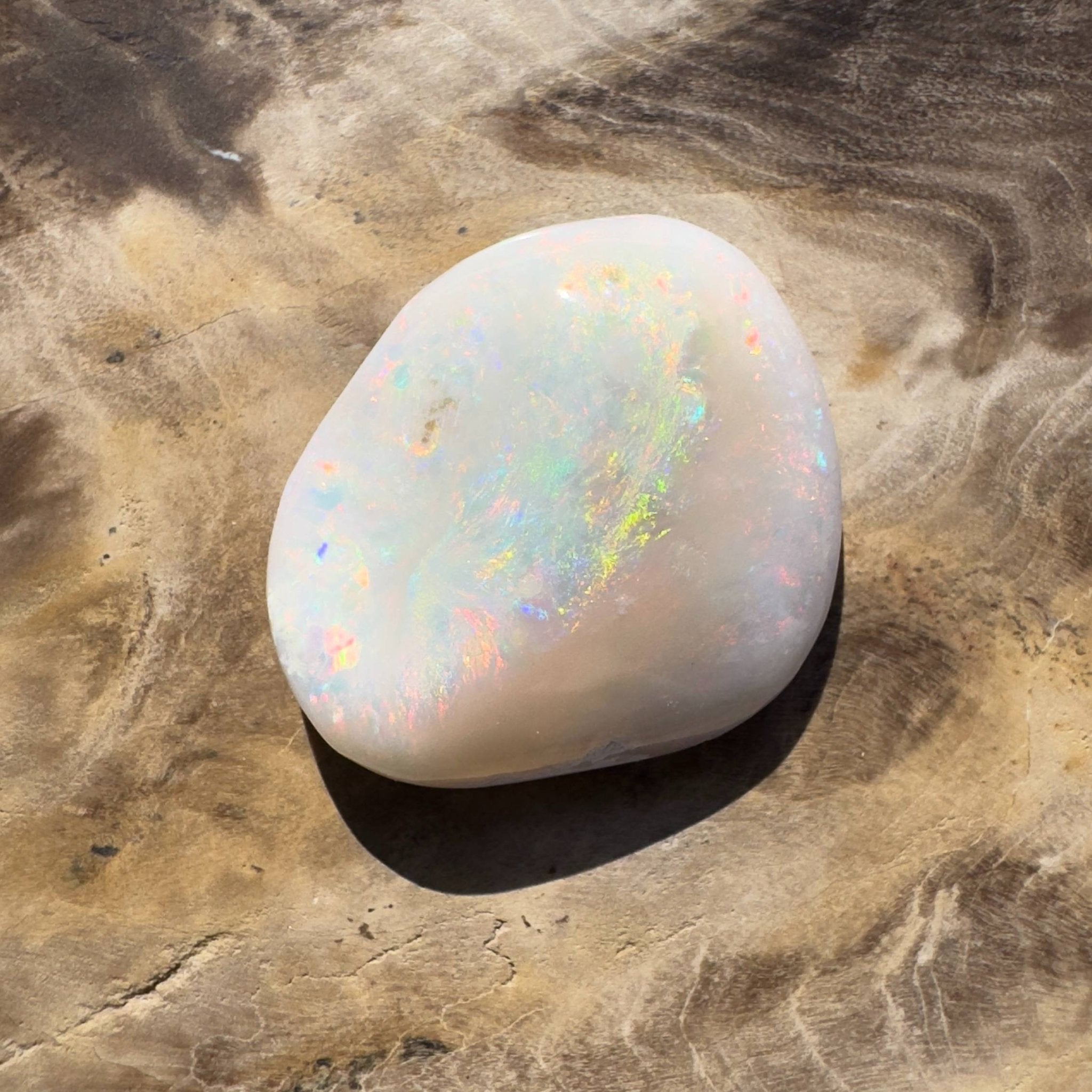 15.6ct Hand - cut Solid Australian Lightning Ridge Opal