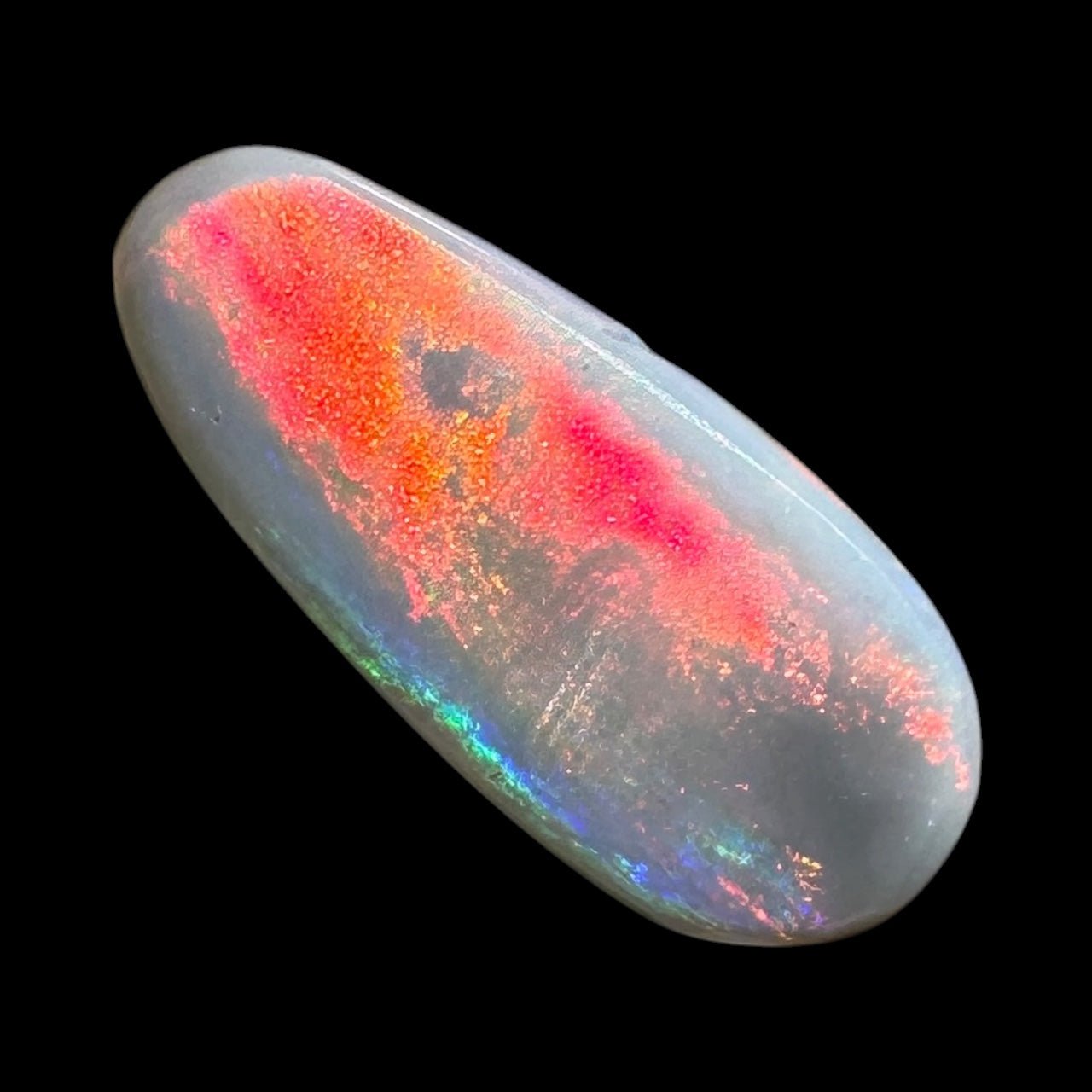 1.5ct Hand - cut Solid Lightning Ridge Semi Black Opal