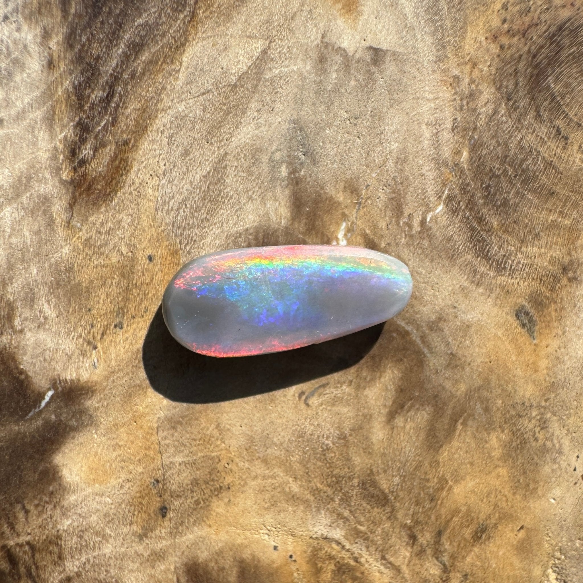 1.5ct Hand - cut Solid Lightning Ridge Semi Black Opal