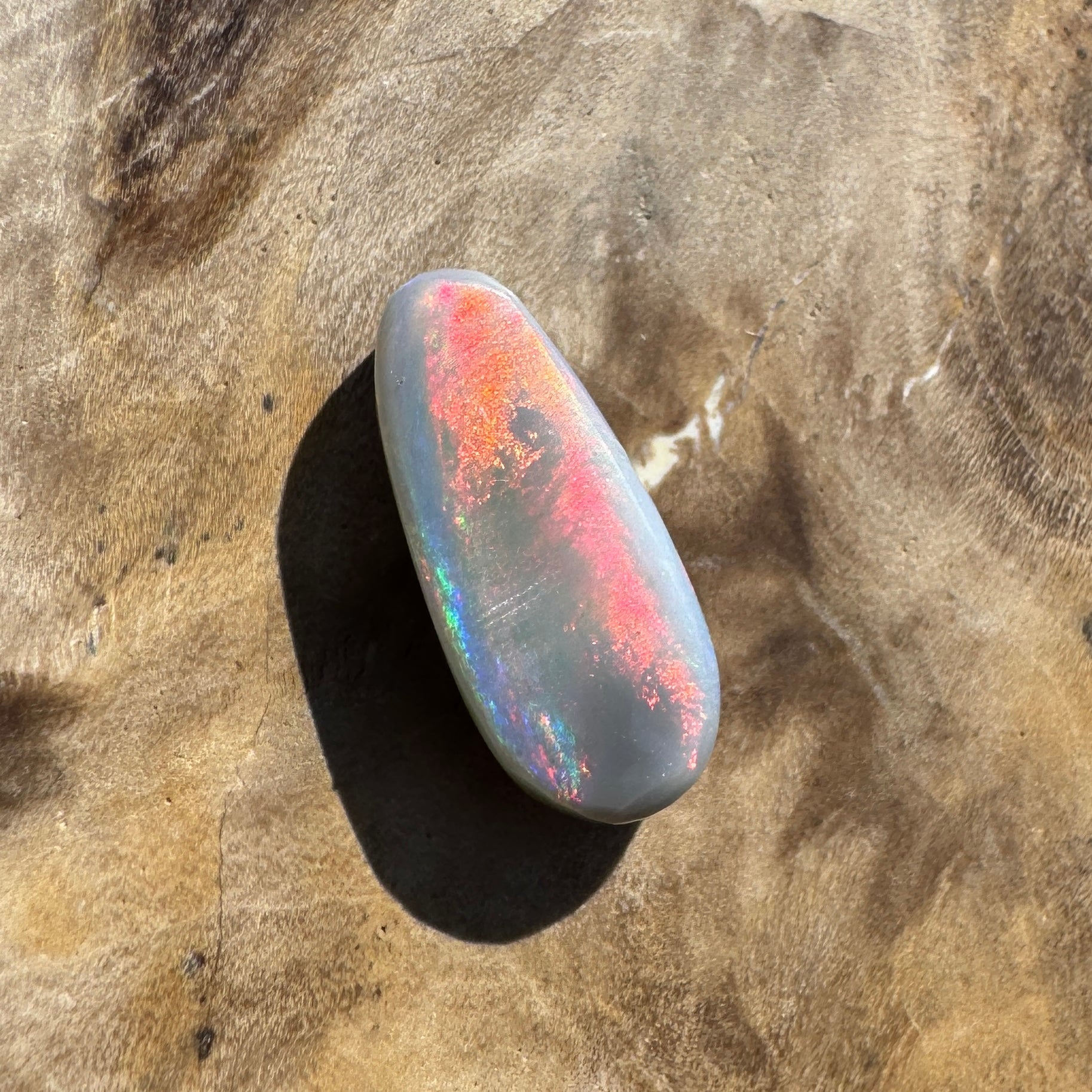 1.5ct Hand - cut Solid Lightning Ridge Semi Black Opal