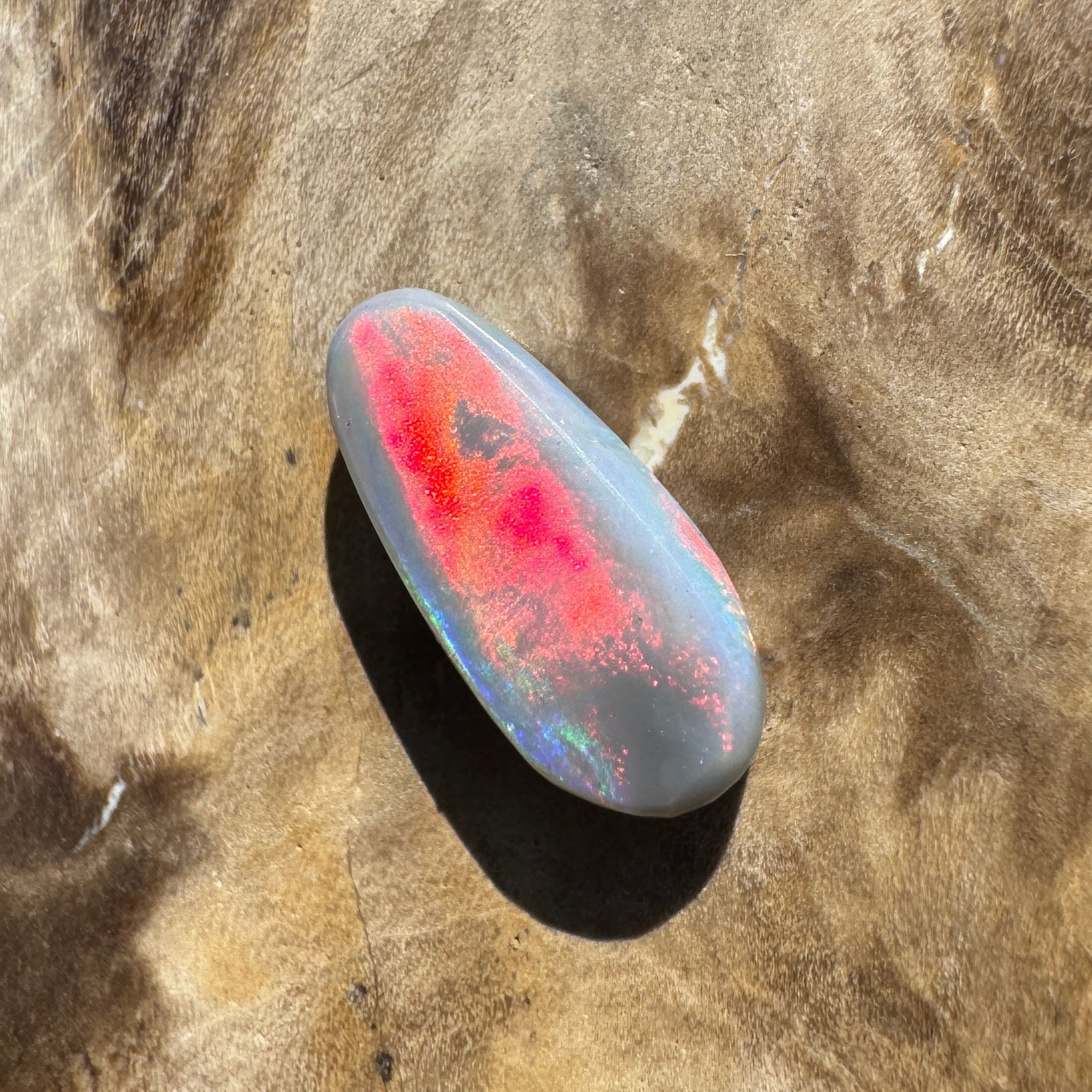 1.5ct Hand - cut Solid Lightning Ridge Semi Black Opal