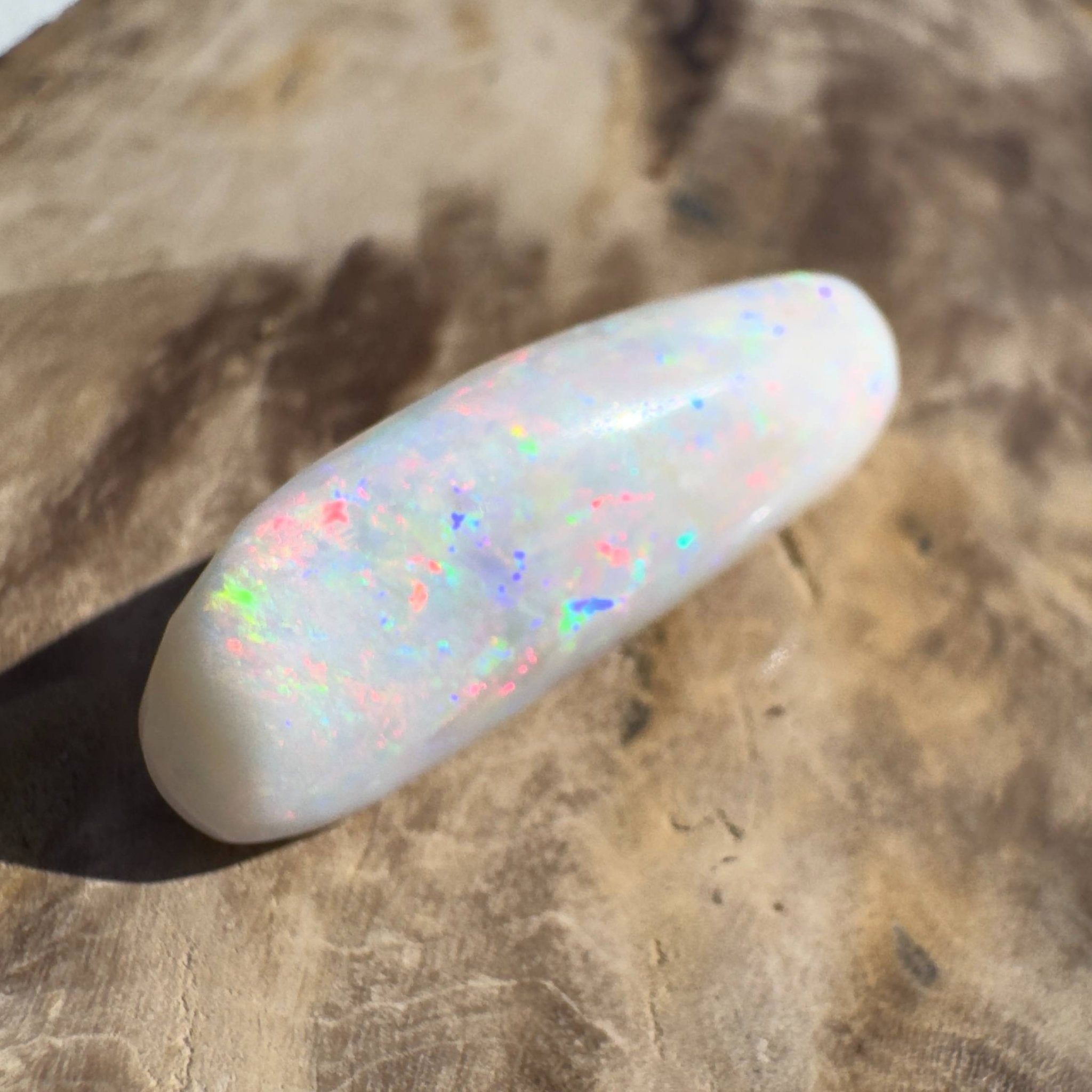 16.9ct Hand - cut Solid Australian Coober Pedy Opal