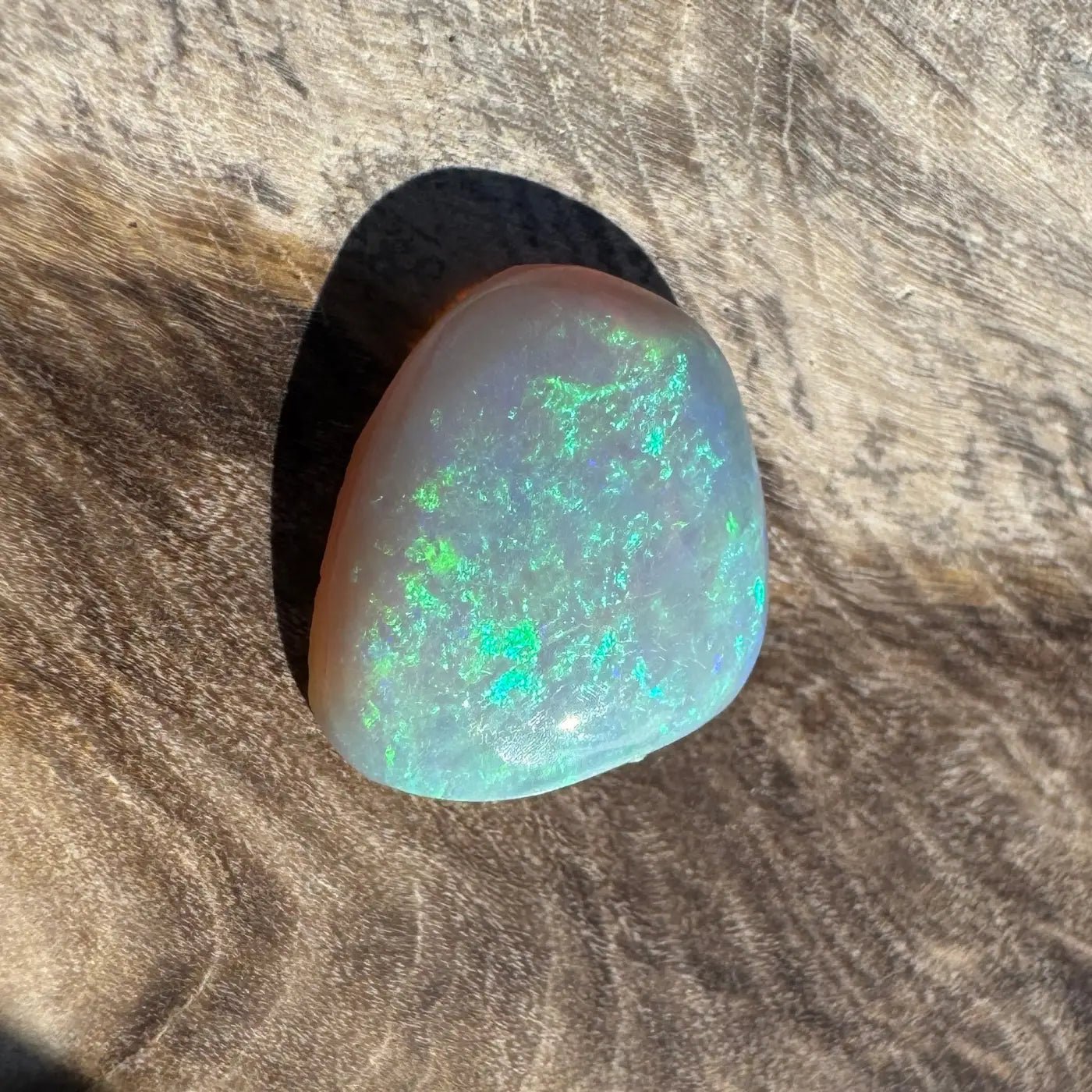 1.6ct Hand - Cut Solid Lightning Ridge Opal