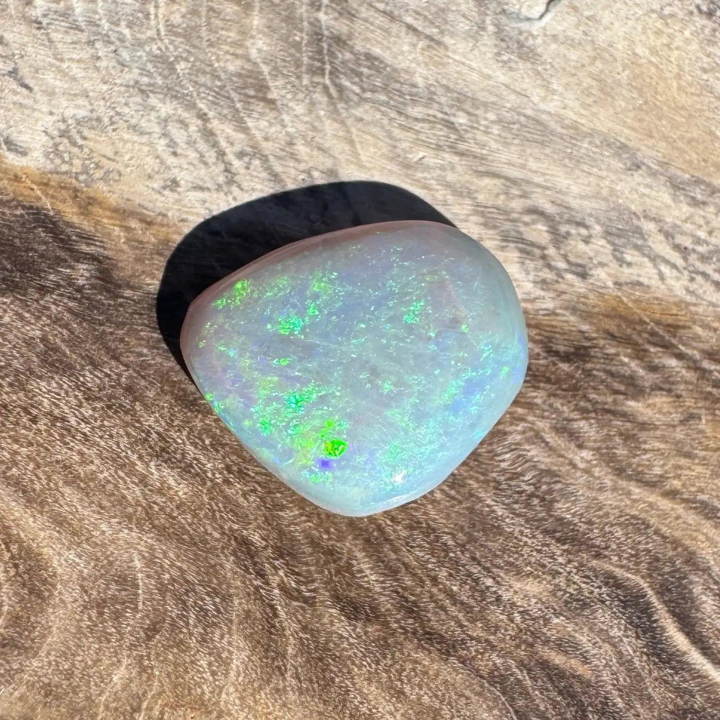 1.6ct Hand - Cut Solid Lightning Ridge Opal