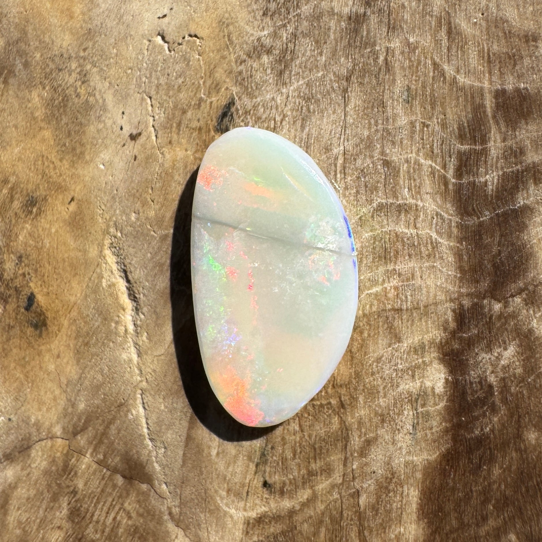1.6ct Hand - cut Solid Lightning Ridge Opal