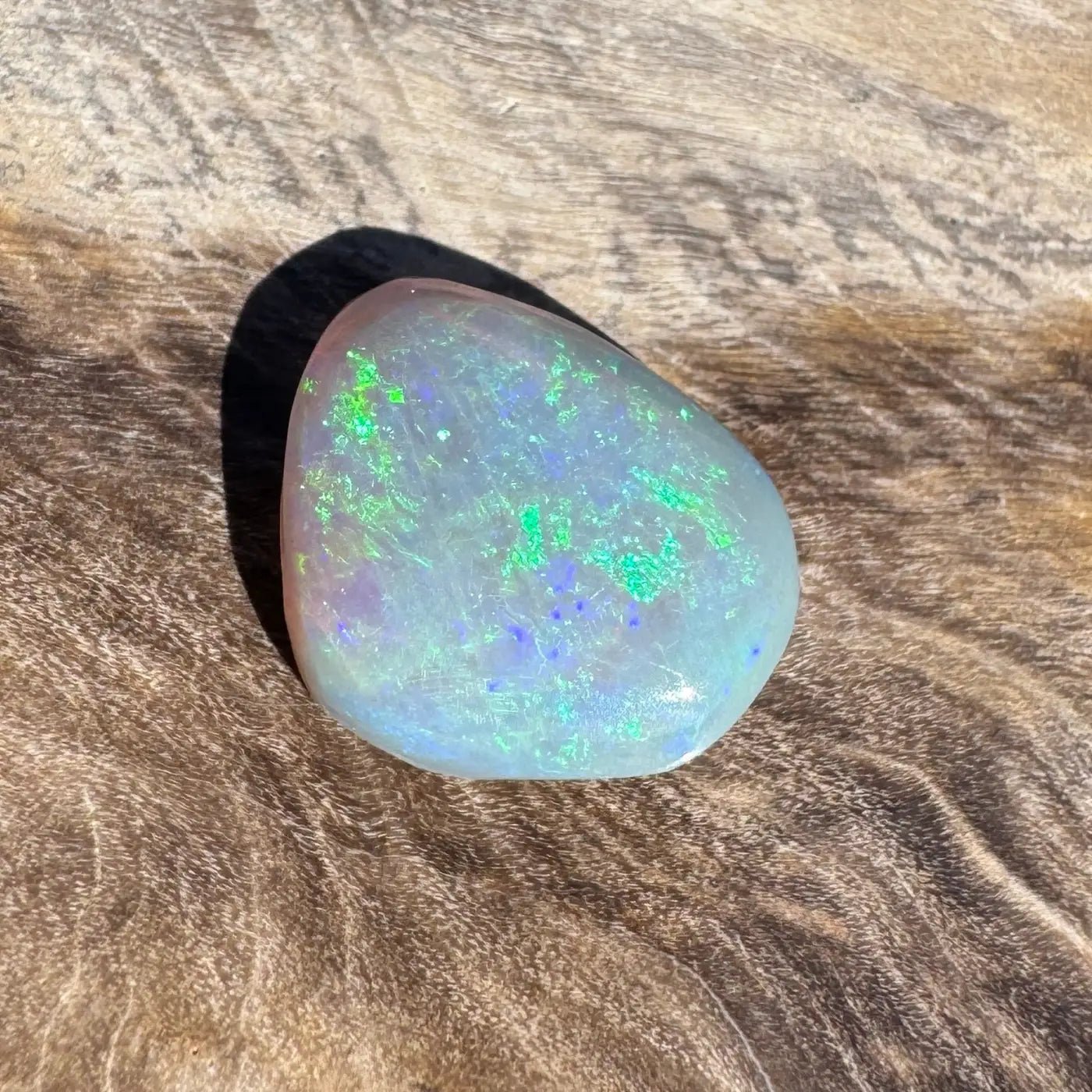 1.6ct Hand - Cut Solid Lightning Ridge Opal