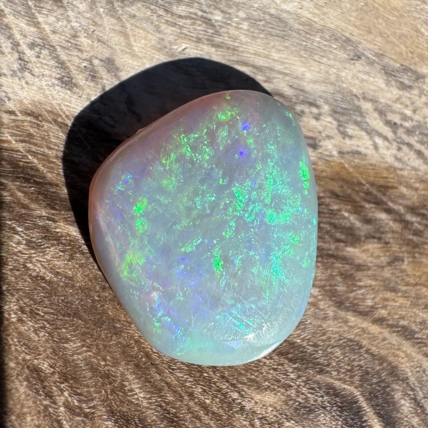 1.6ct Hand - Cut Solid Lightning Ridge Opal