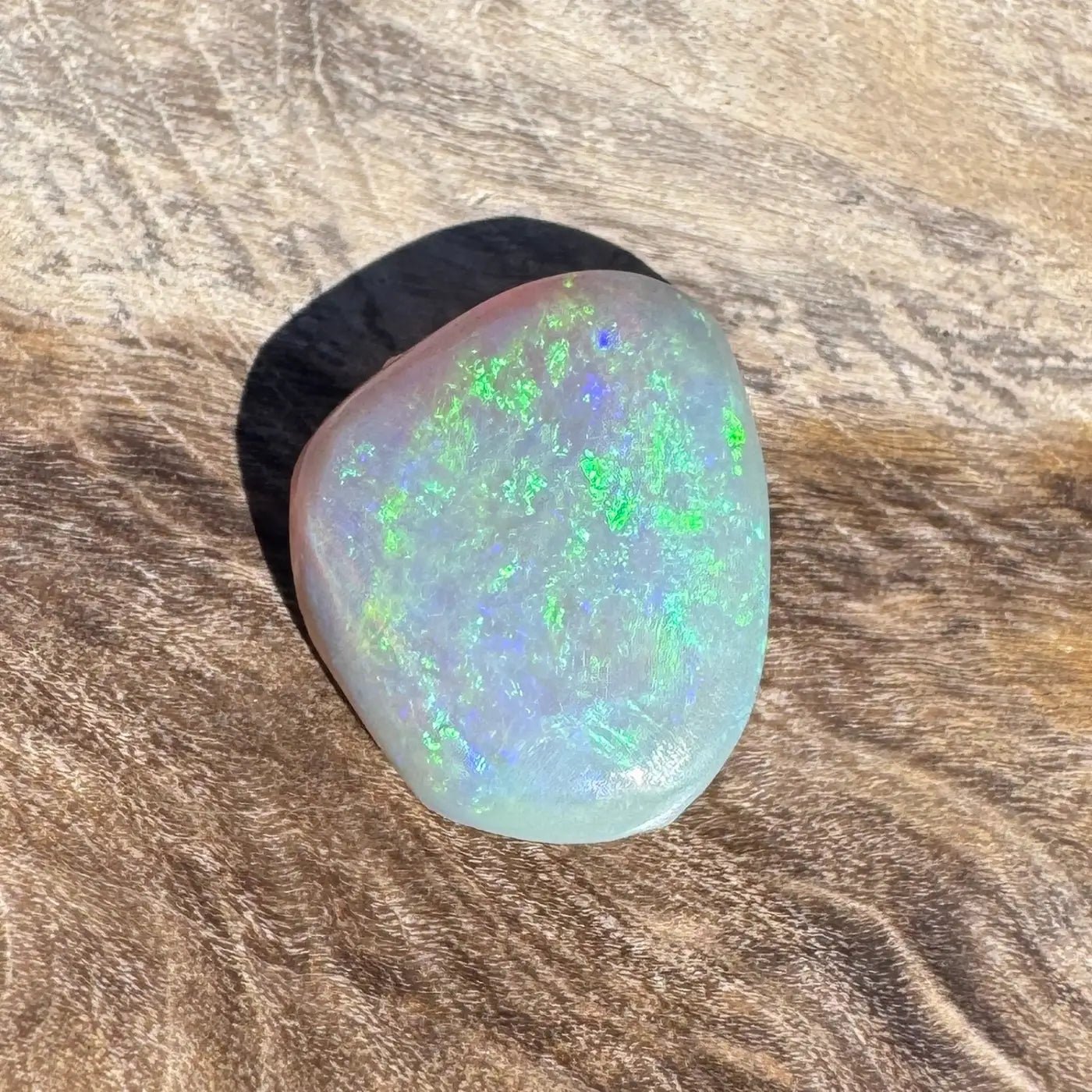 1.6ct Hand - Cut Solid Lightning Ridge Opal
