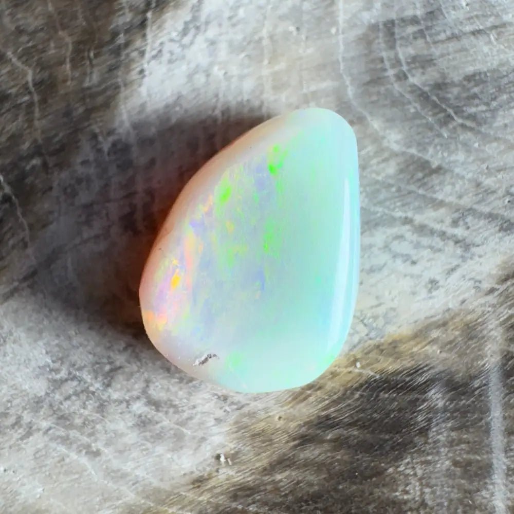 1.7ct Coober Pedy Opal Solid Hand - Cut