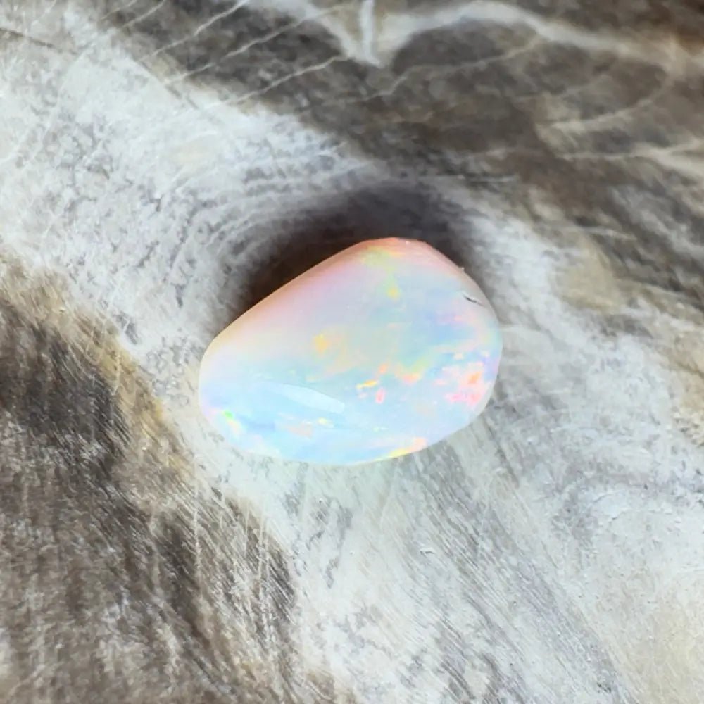 1.7ct Coober Pedy Opal Solid Hand - Cut