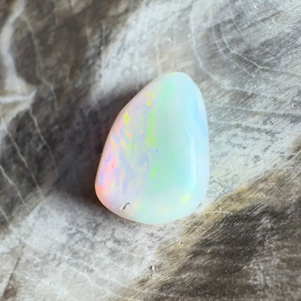 1.7ct Coober Pedy Opal Solid Hand - Cut