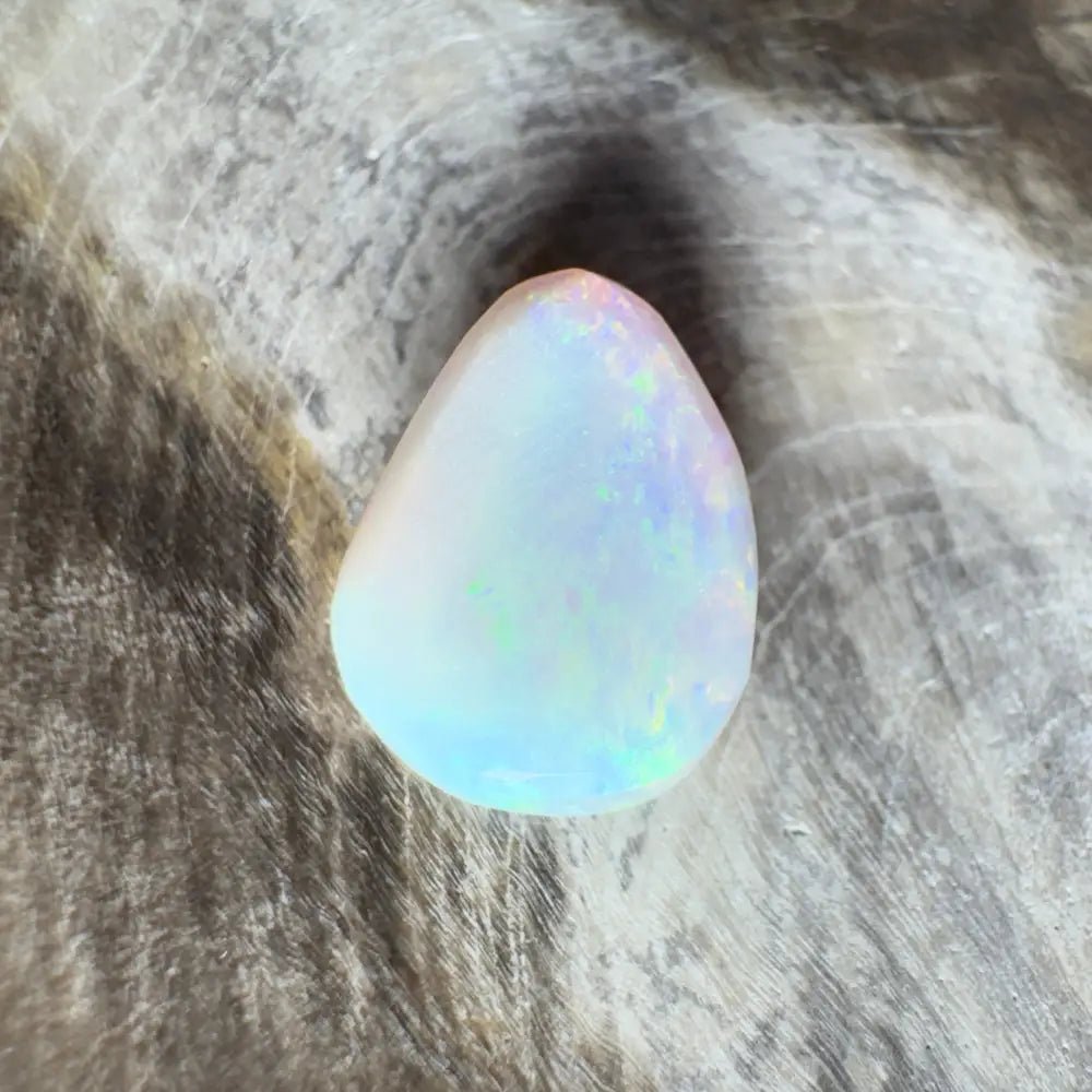 1.7ct Coober Pedy Opal Solid Hand - Cut