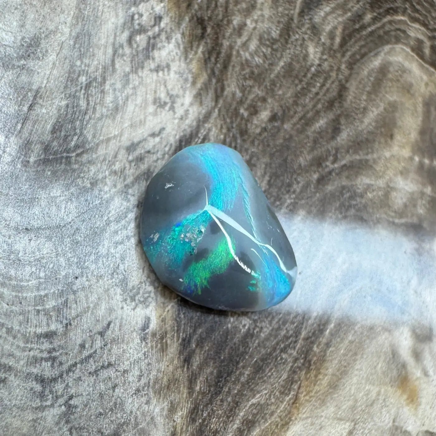 1.7ct Hand - Cut Solid Lightning Ridge Semi Black Opal