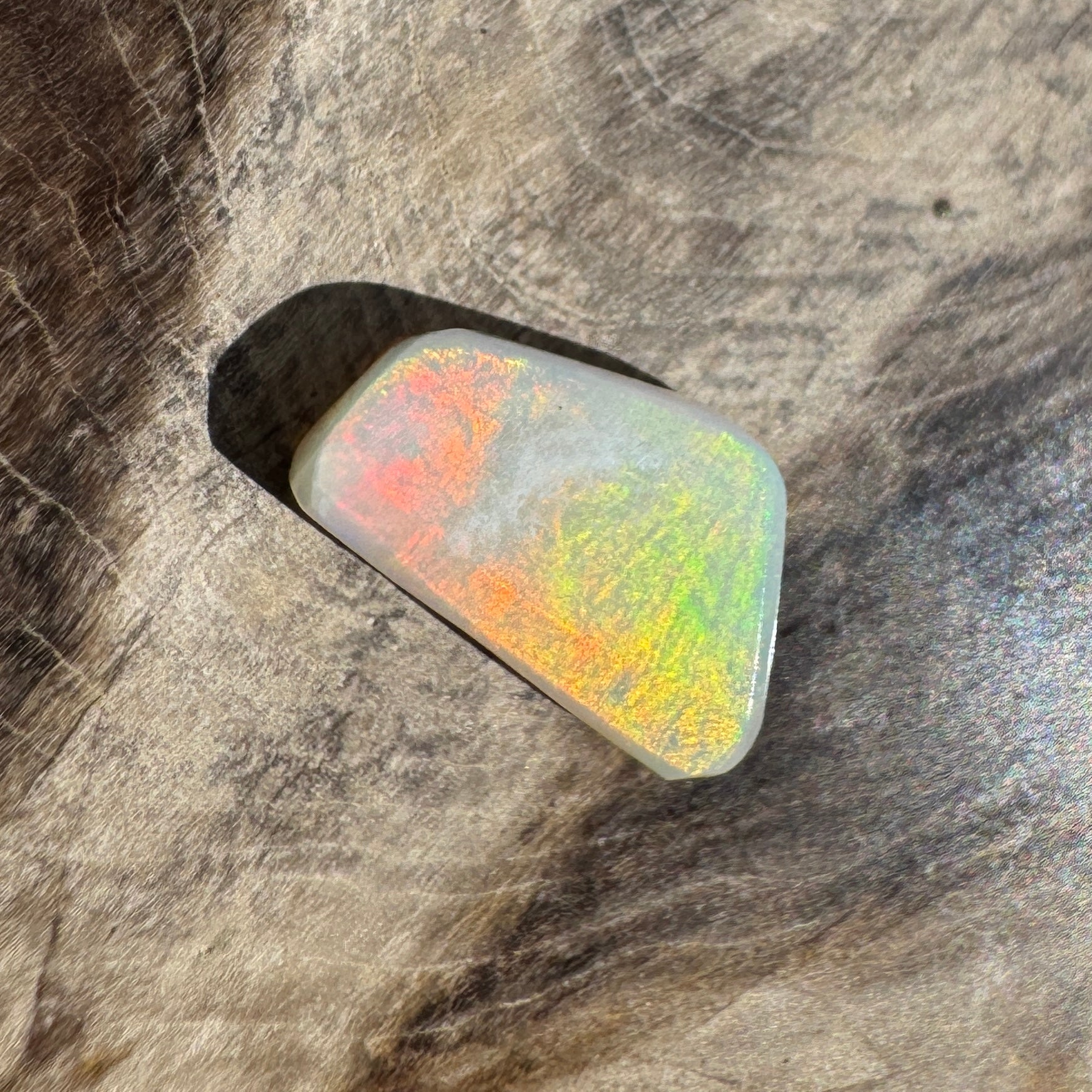 1.8ct Coober Pedy Opal | Solid Australian Opal | Hand-Cut