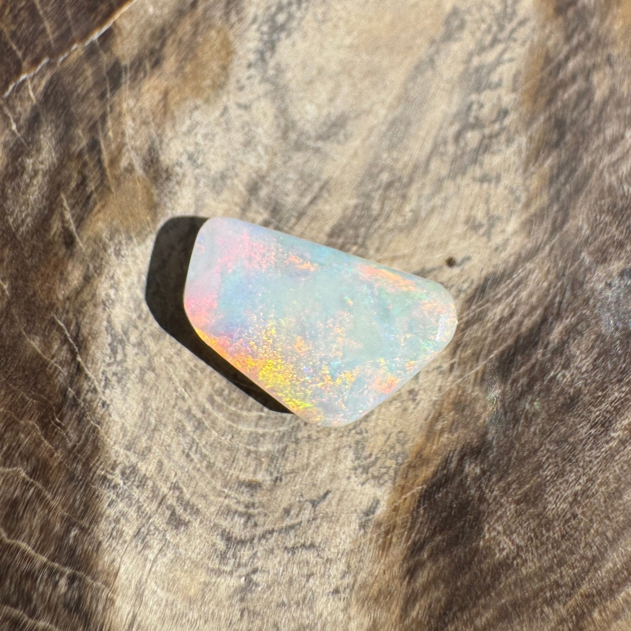 1.8ct Coober Pedy Opal | Solid Australian Opal | Hand-Cut