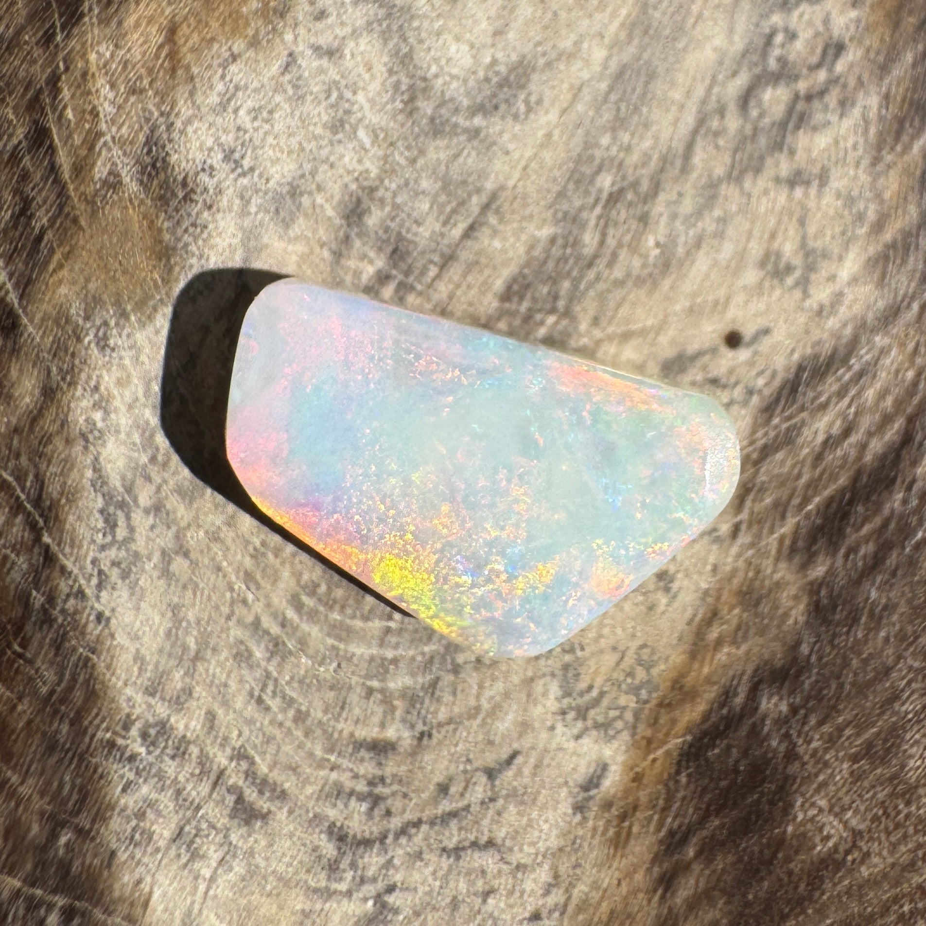 1.8ct Coober Pedy Opal | Solid Australian Opal | Hand-Cut