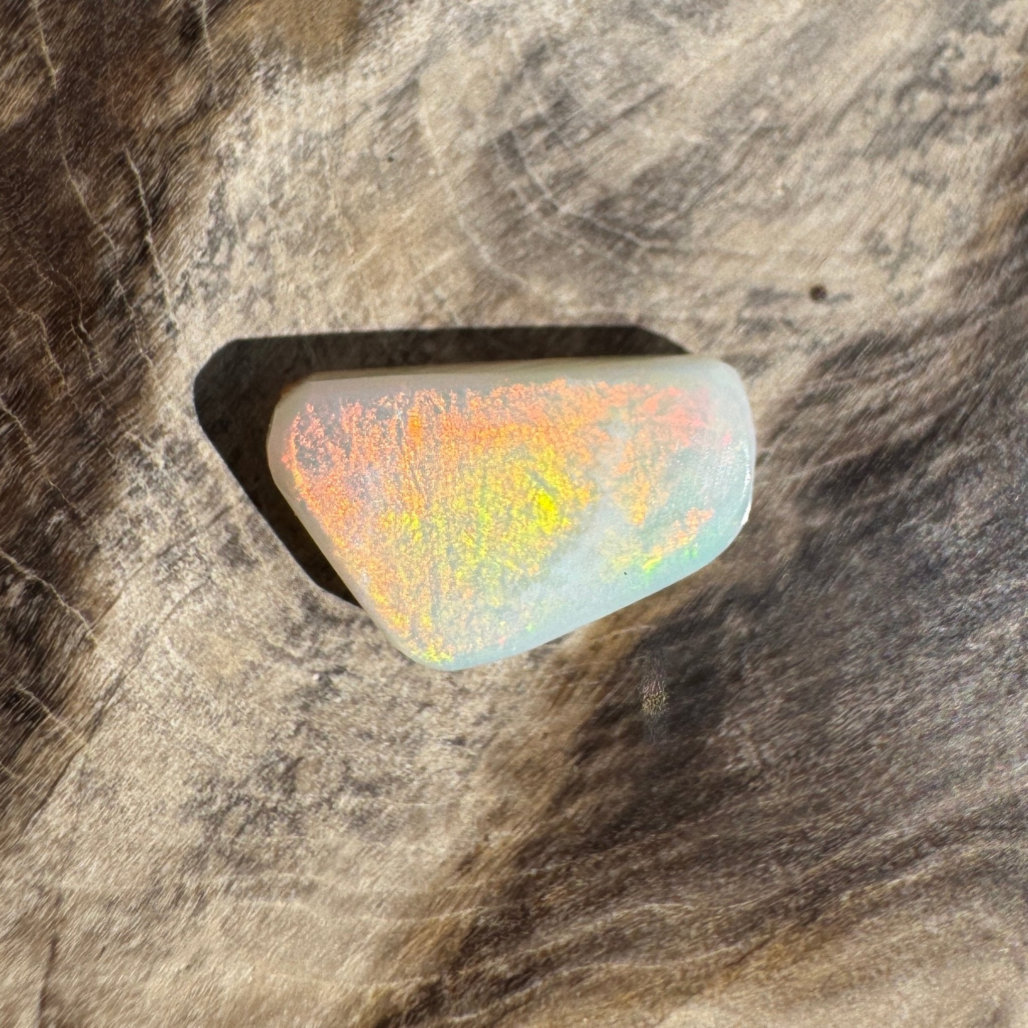 1.8ct Coober Pedy Opal | Solid Australian Opal | Hand-Cut