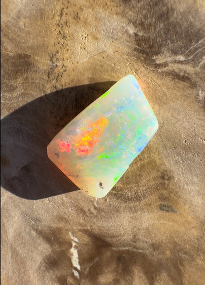 1.8ct Hand - Cut Solid Lightning Ridge Opal