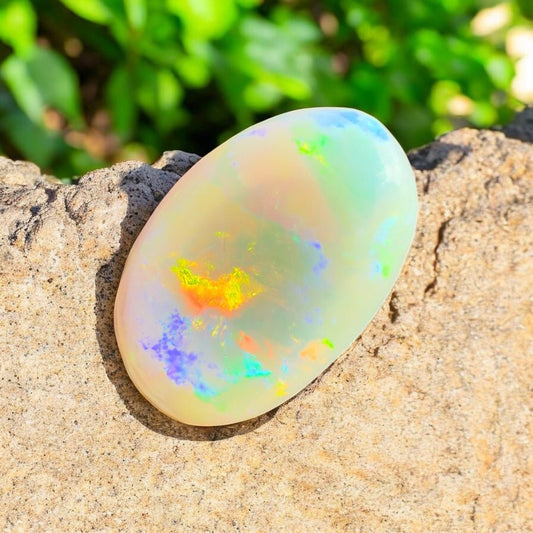 1.8ct Hand - Cut Solid Lightning Ridge Opal