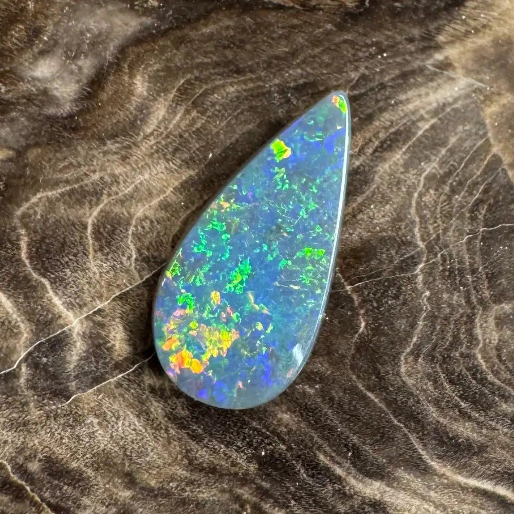 1.9carat Hand - Cut Solid Lightning Ridge Semi Black Opal