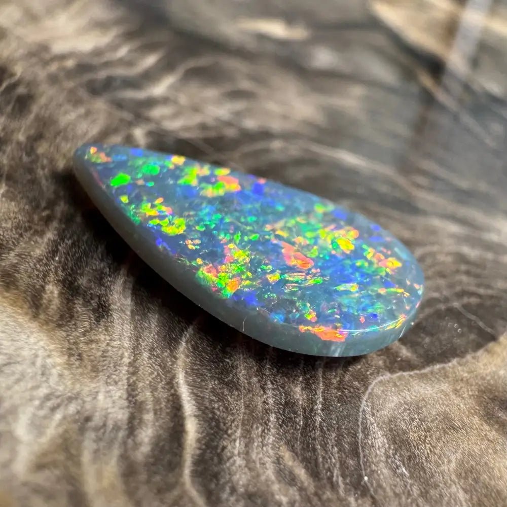 1.9carat Hand - Cut Solid Lightning Ridge Semi Black Opal