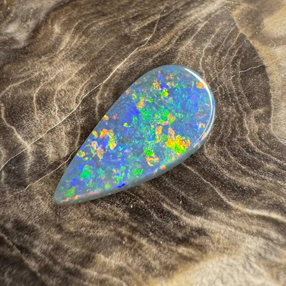 1.9carat Hand - Cut Solid Lightning Ridge Semi Black Opal