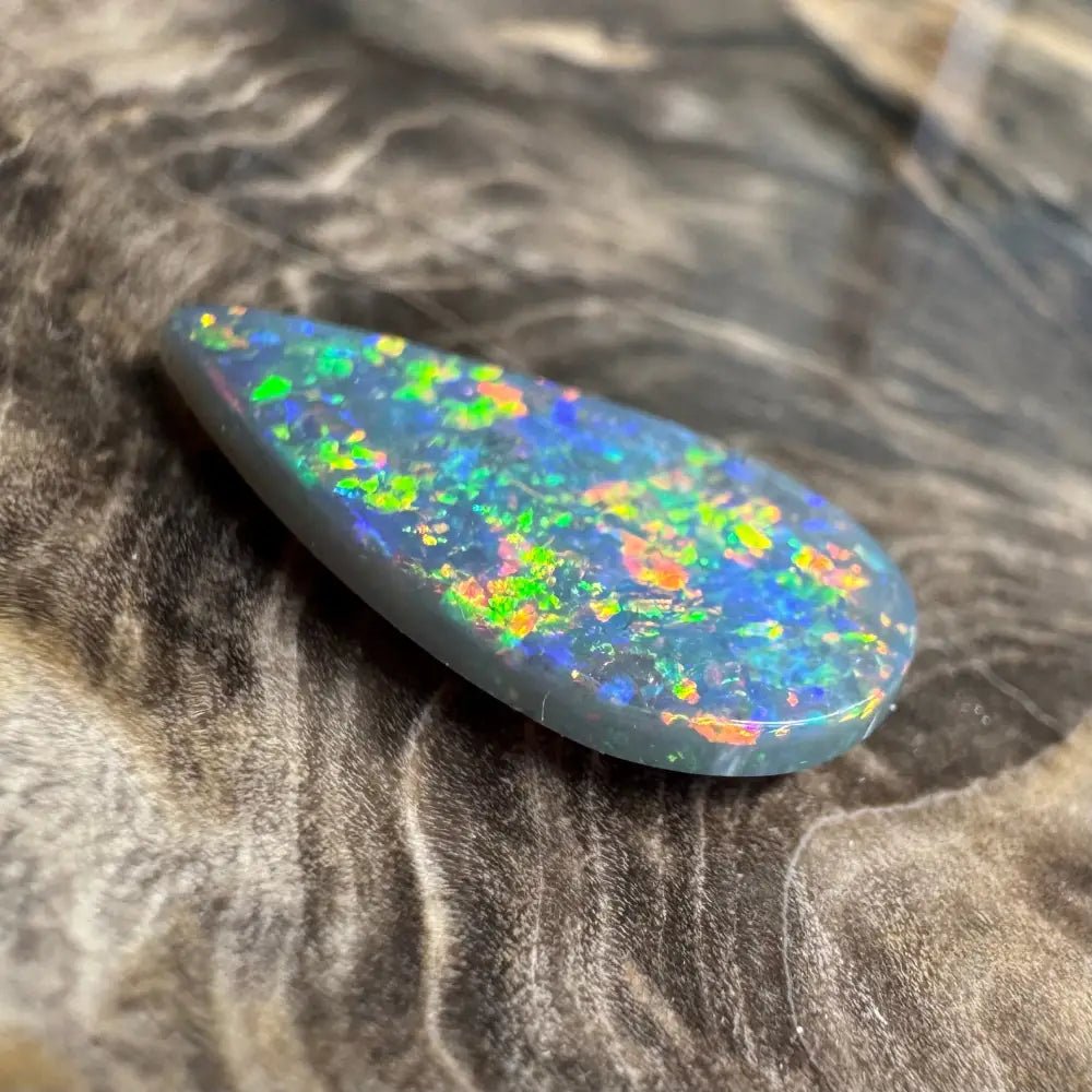 1.9carat Hand - Cut Solid Lightning Ridge Semi Black Opal