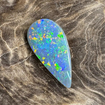 1.9carat Hand - Cut Solid Lightning Ridge Semi Black Opal