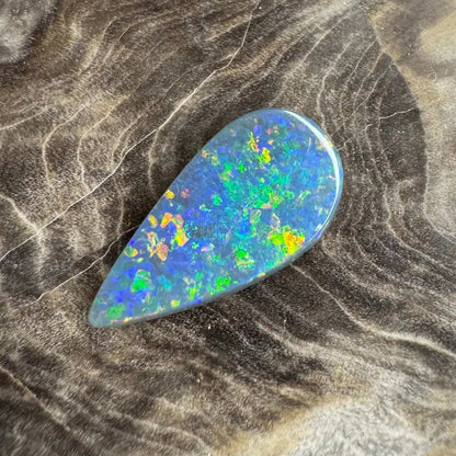1.9carat Hand - Cut Solid Lightning Ridge Semi Black Opal