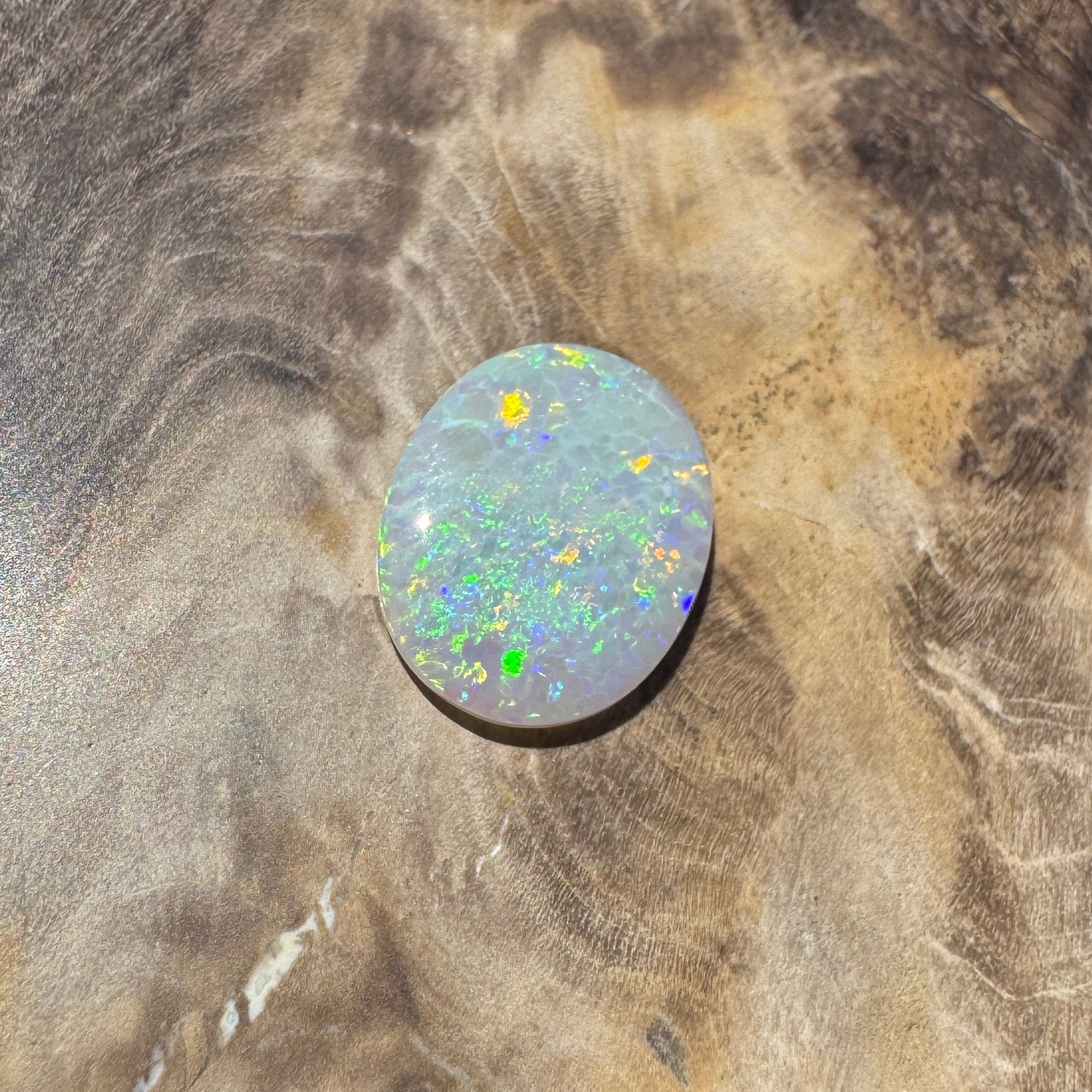 1.9ct Hand - cut Solid Lightning Ridge Opal