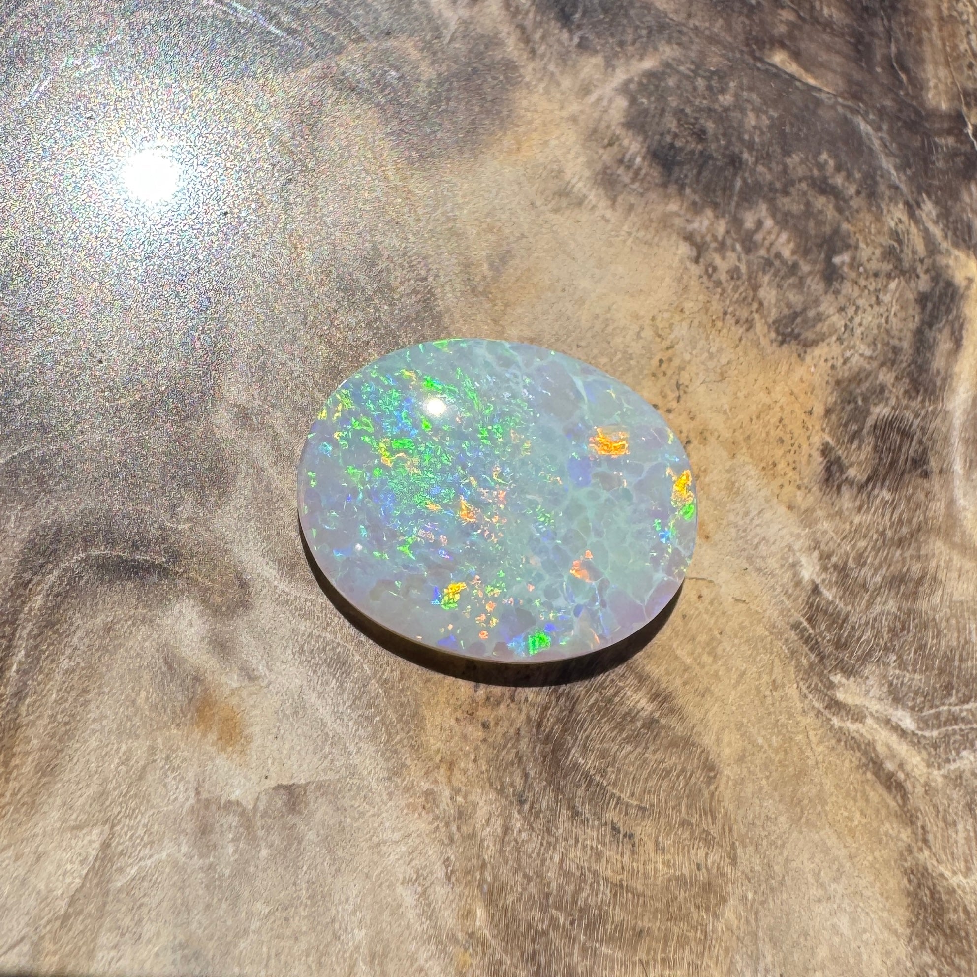 1.9ct Hand - cut Solid Lightning Ridge Opal