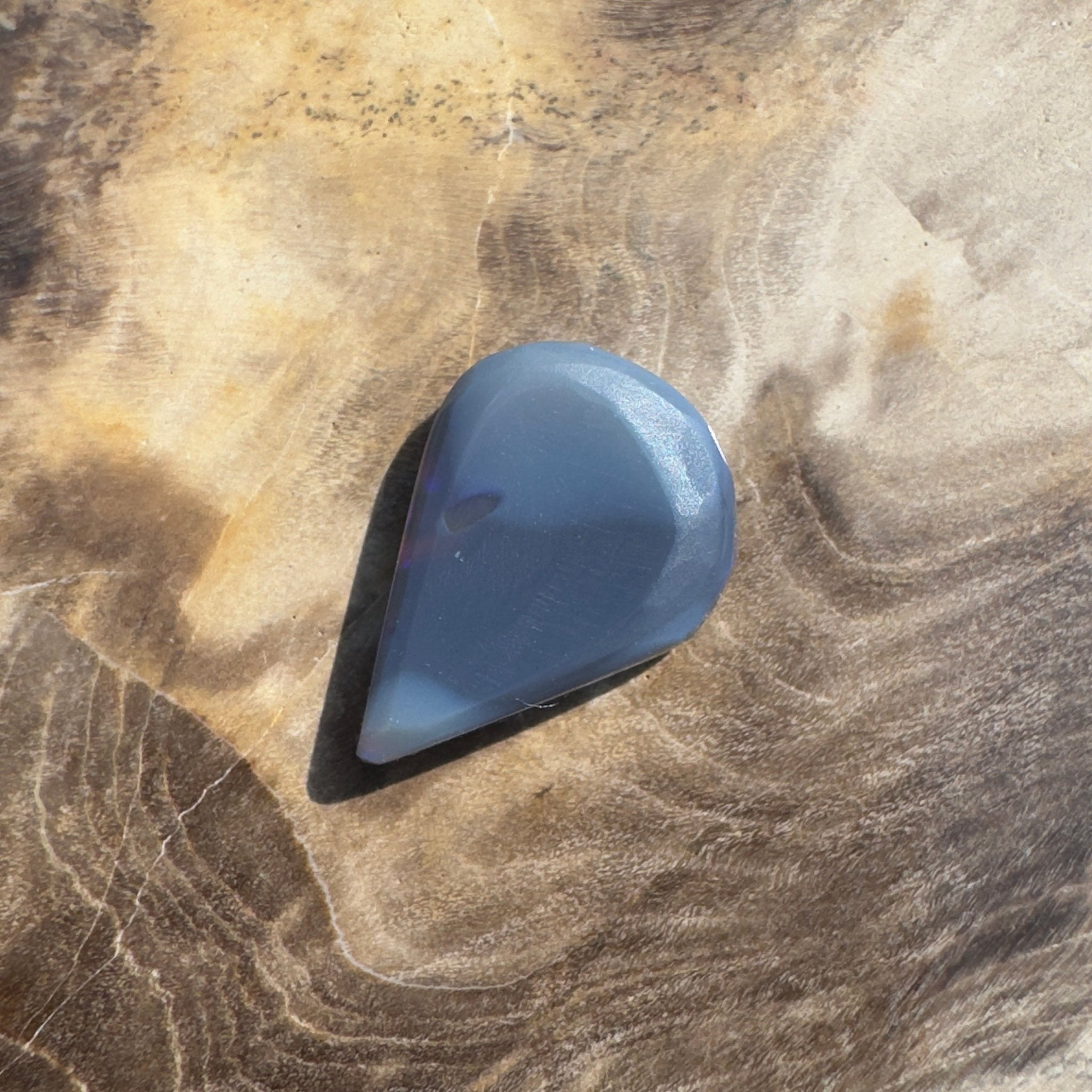 1.9ct Hand - cut Solid Lightning Ridge Semi Black Opal