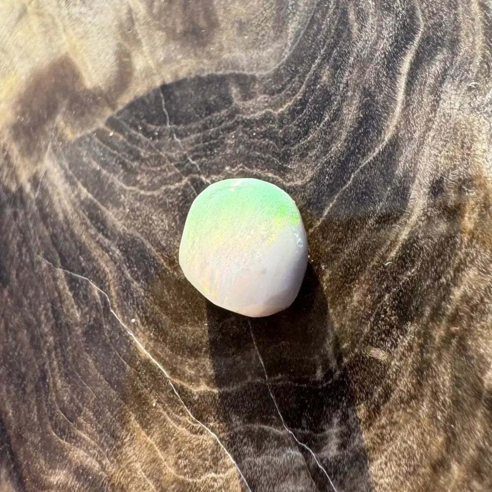 2 x Hand - cut Lightning Ridge Opals 2.5ct total weight