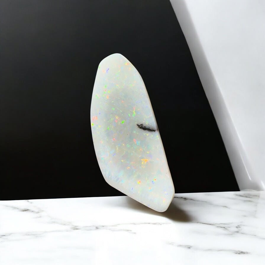 21.1ct Hand - cut Solid Australian Coober Pedy Opal