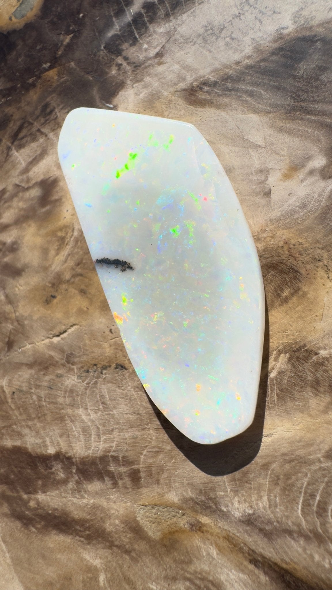 21.1ct Hand - cut Solid Australian Coober Pedy Opal