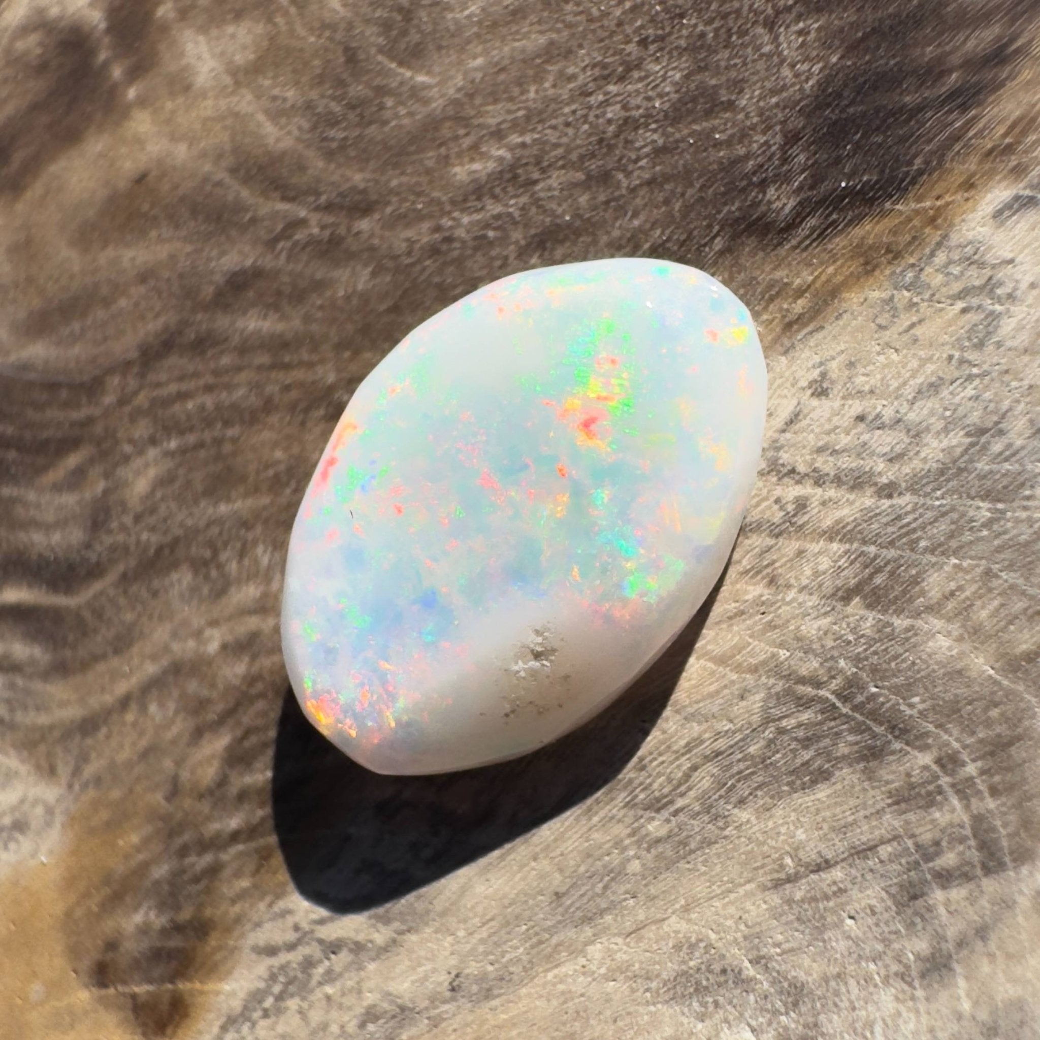 2.2ct Hand - cut Solid Coober Pedy Opal