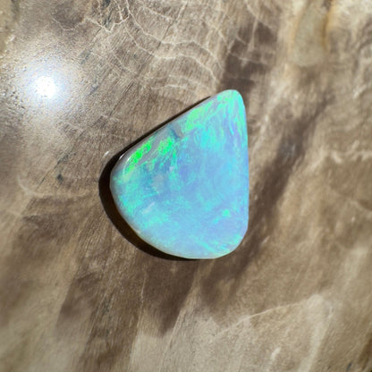 2.2ct Hand - Cut Solid Lightning Ridge Opal
