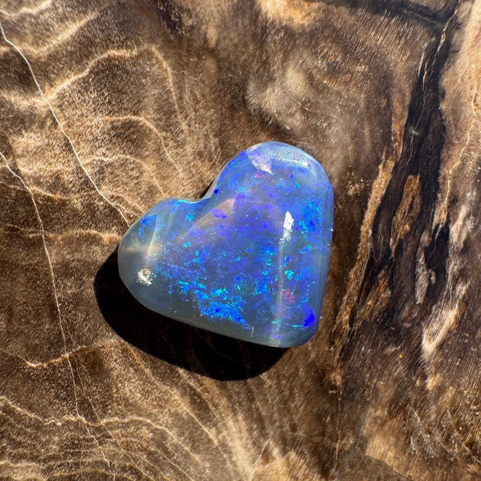 2.2ct Hand - cut Solid Lightning Ridge Semi Black Opal