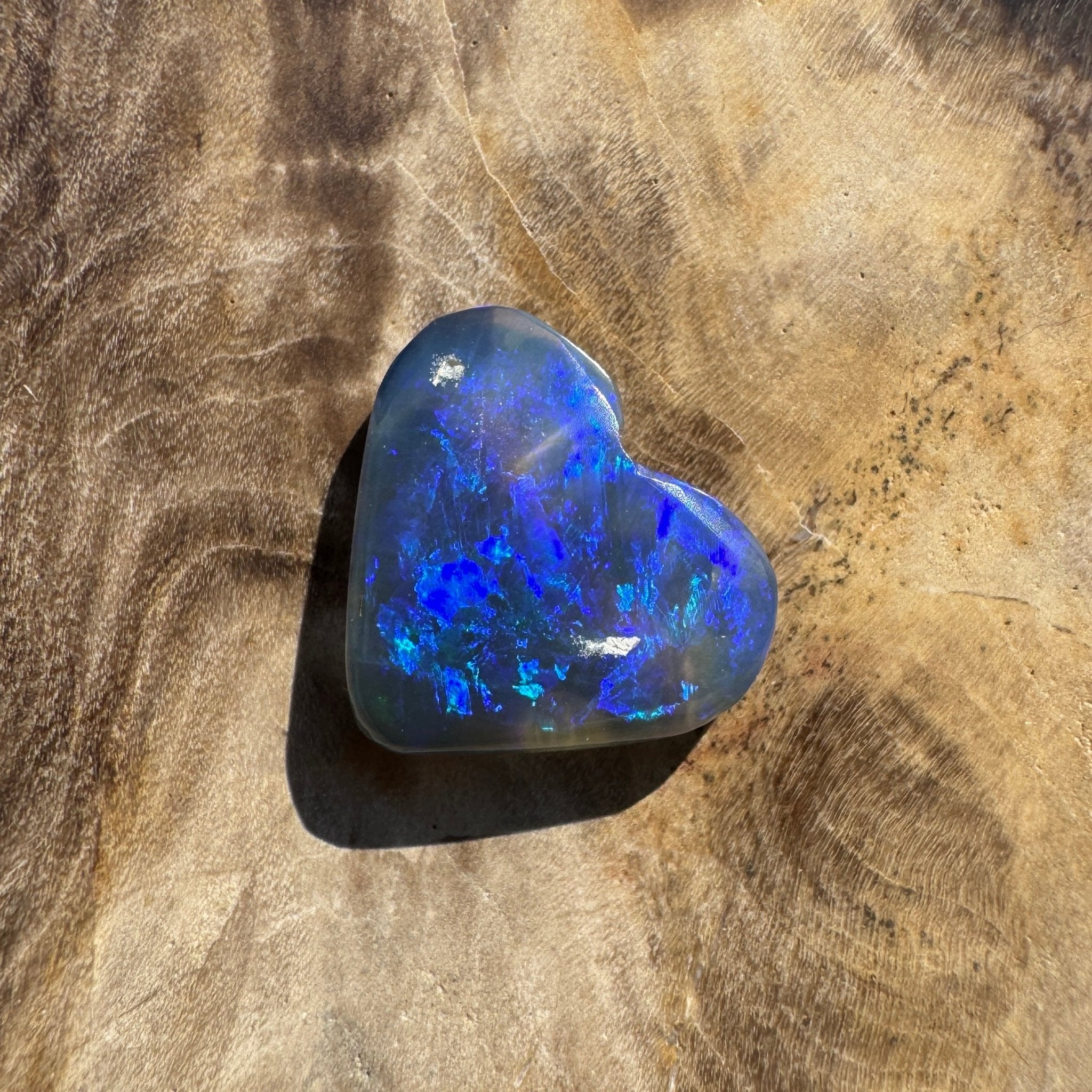 2.2ct Hand - cut Solid Lightning Ridge Semi Black Opal