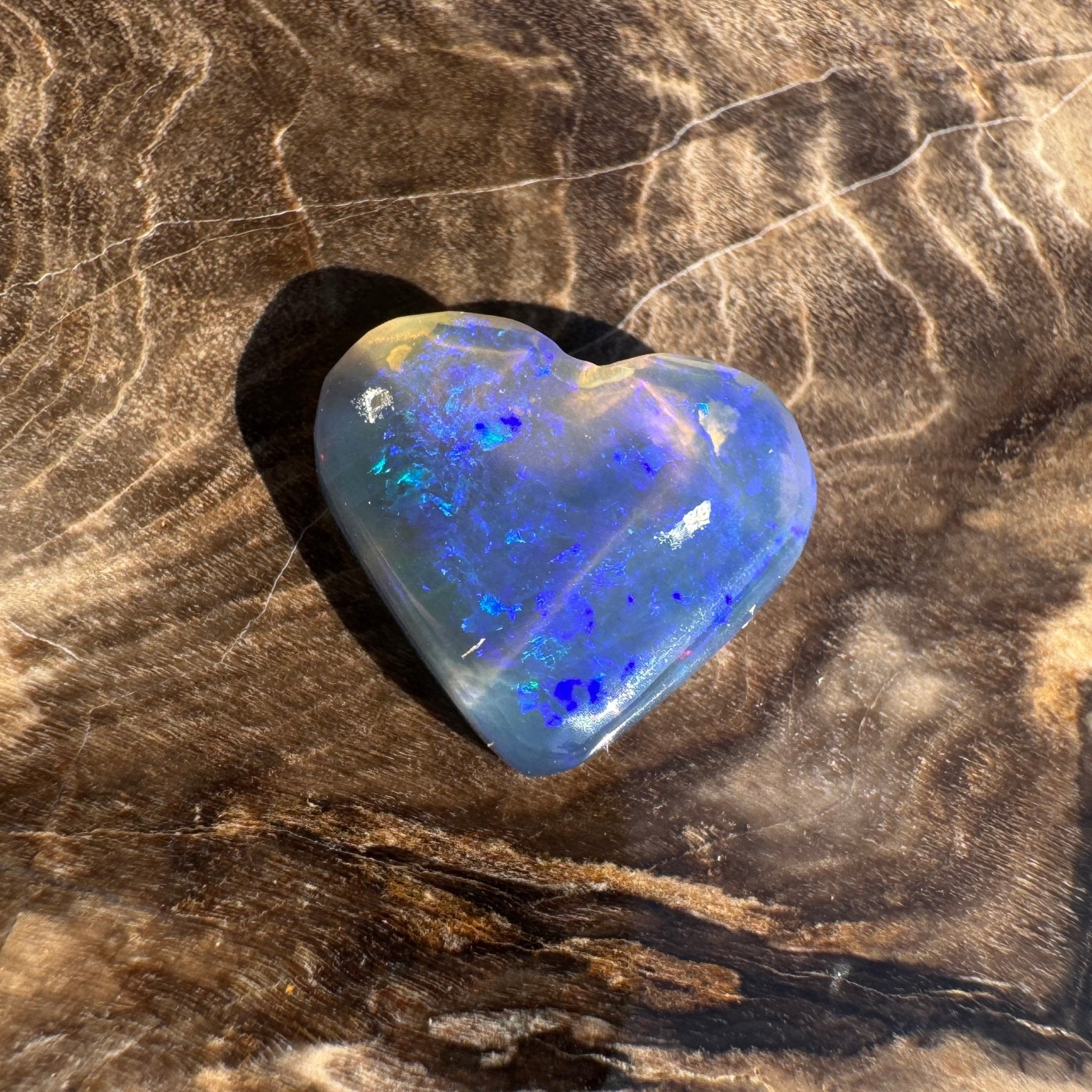 2.2ct Hand - cut Solid Lightning Ridge Semi Black Opal