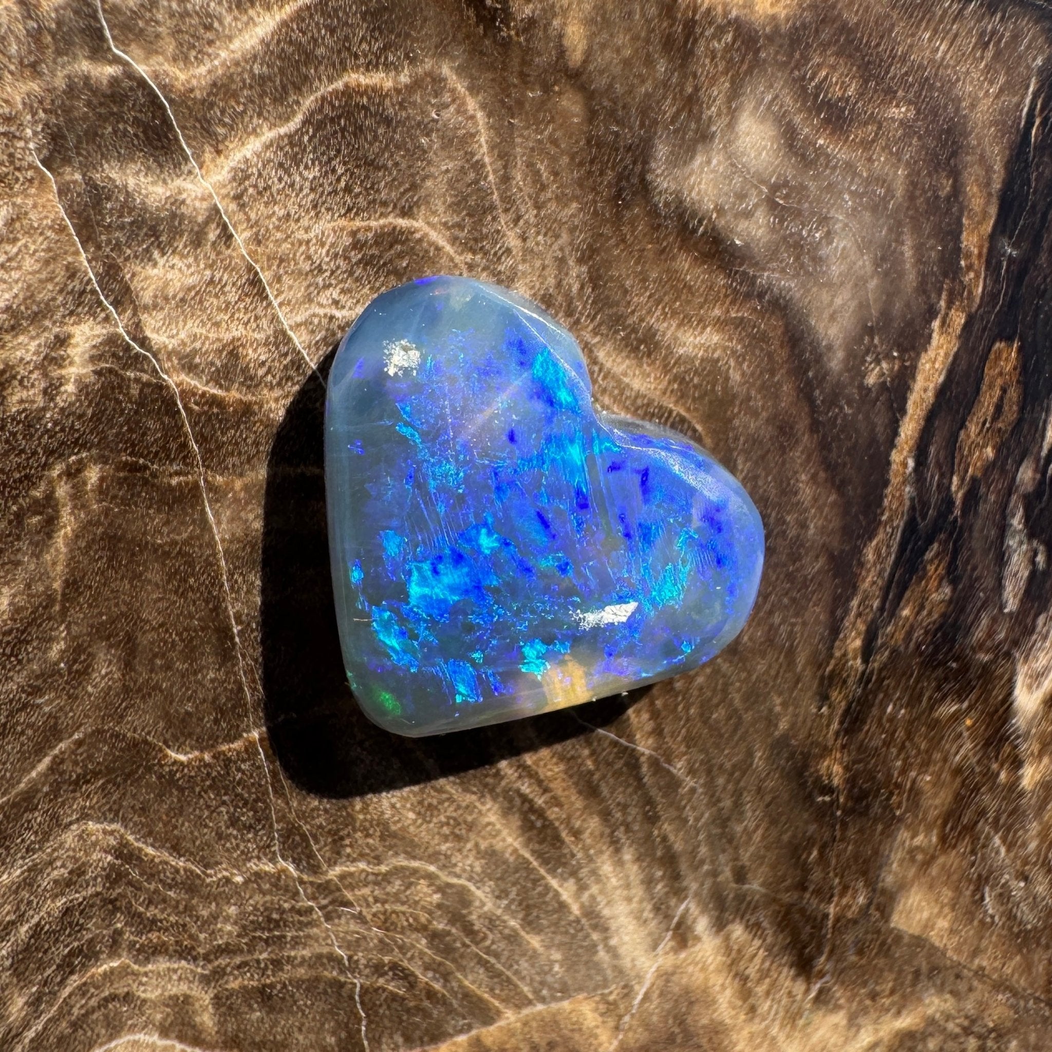 2.2ct Hand - cut Solid Lightning Ridge Semi Black Opal