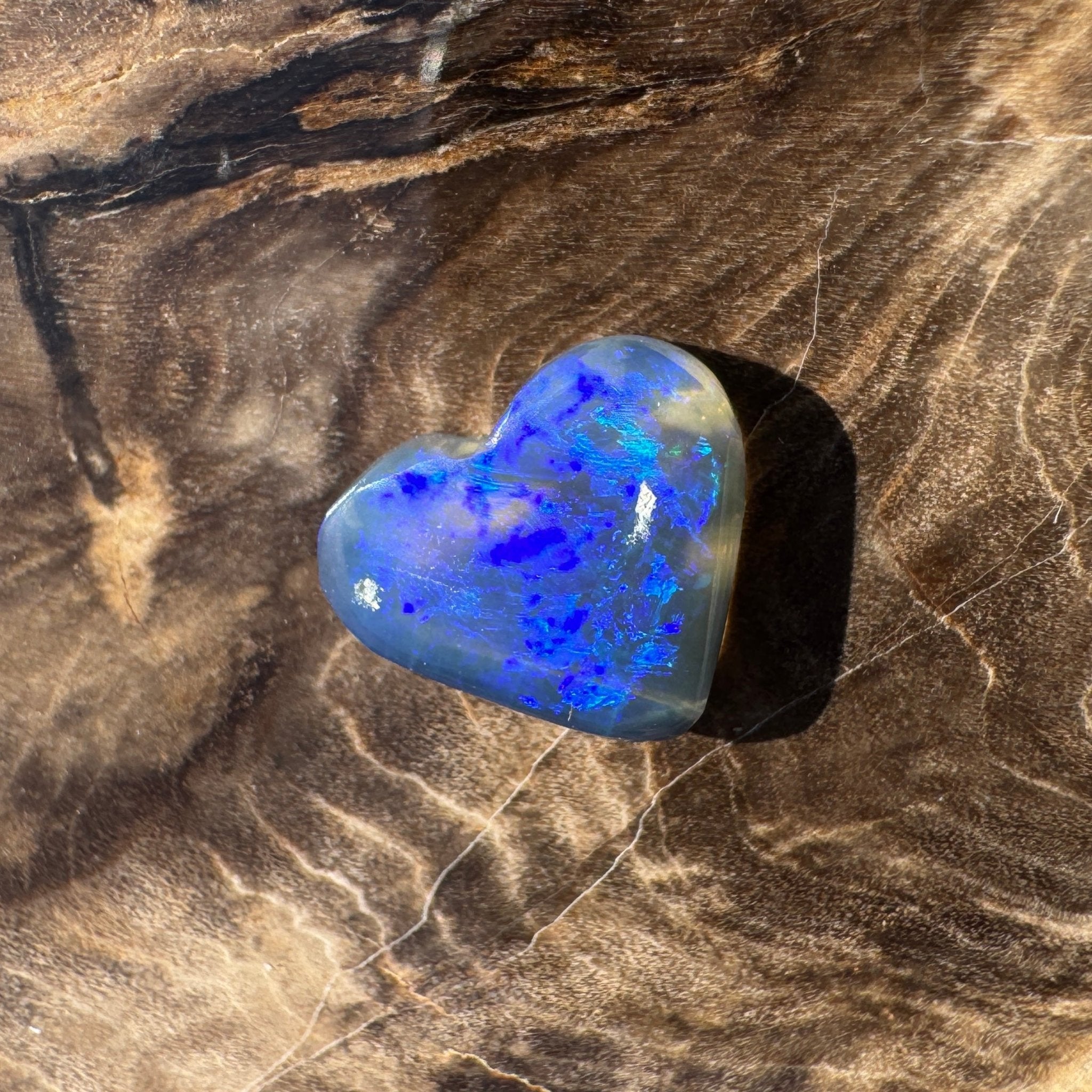 2.2ct Hand - cut Solid Lightning Ridge Semi Black Opal