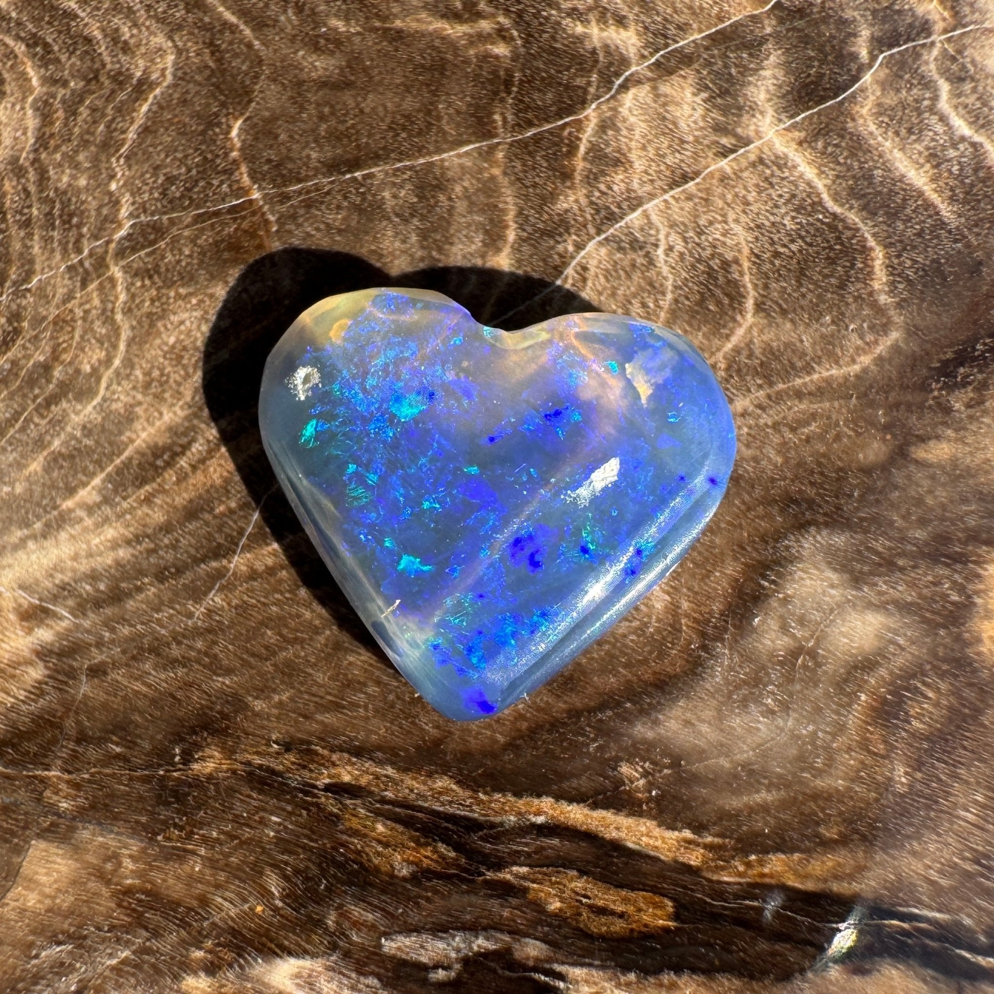 2.2ct Hand - cut Solid Lightning Ridge Semi Black Opal