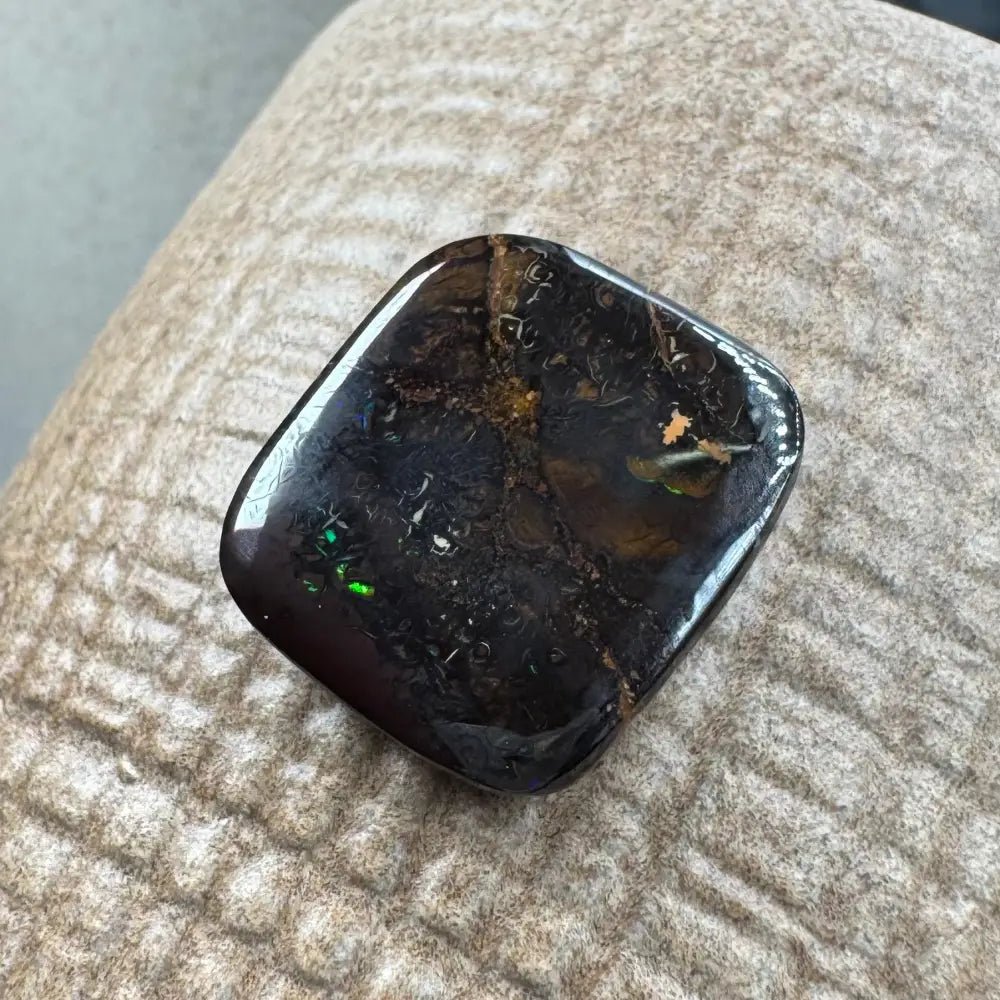 23.2ct Hand - cut Queensland Boulder Opal