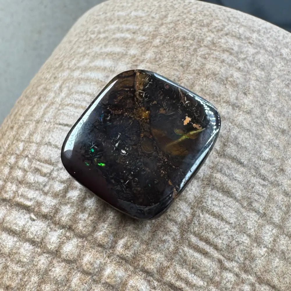 23.2ct Hand - cut Queensland Boulder Opal