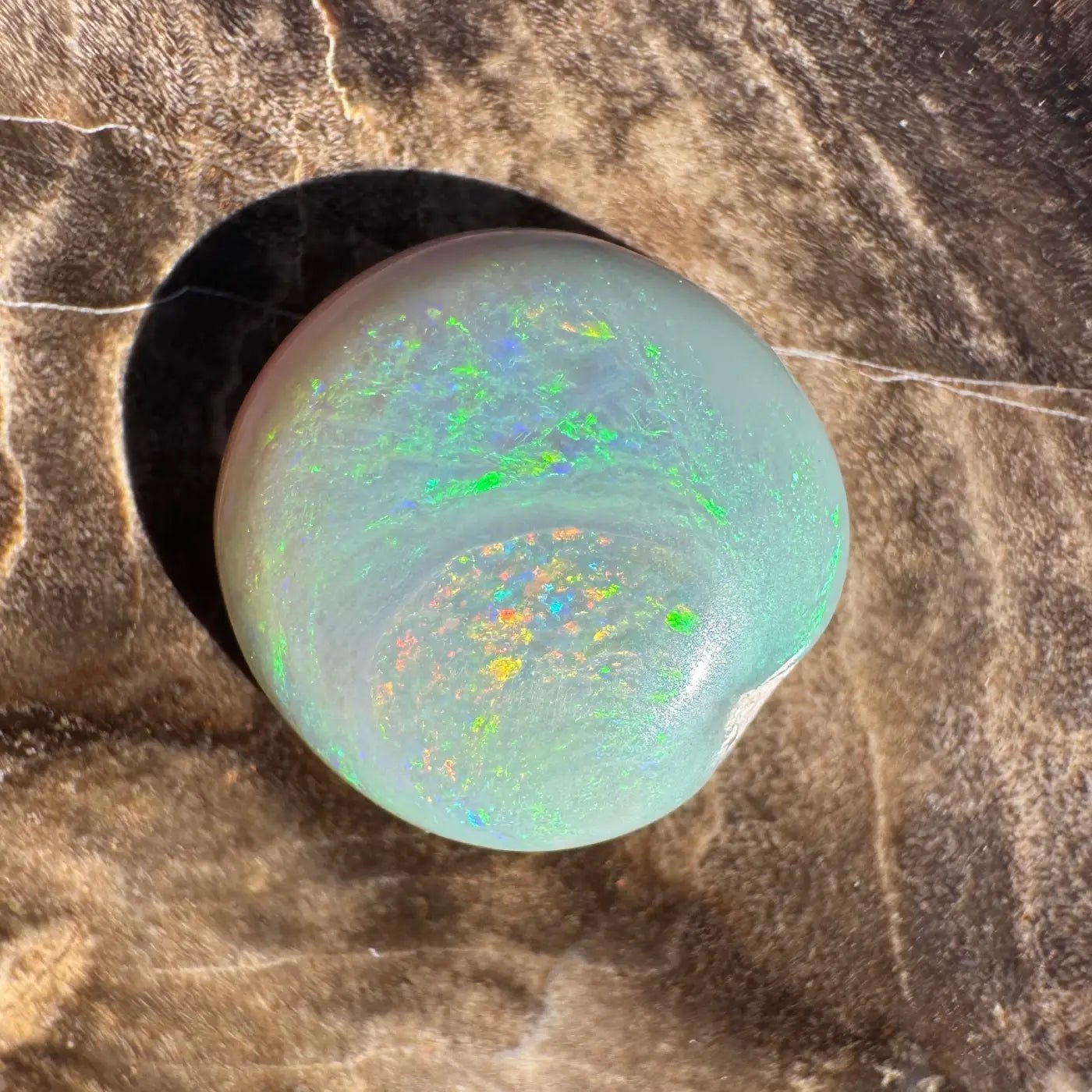 2.3ct Hand - Cut Solid Lightning Ridge Opal