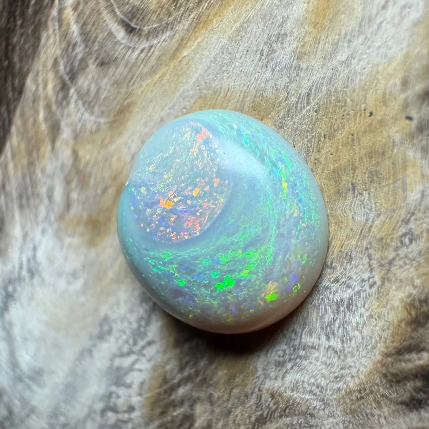 2.3ct Hand - Cut Solid Lightning Ridge Opal