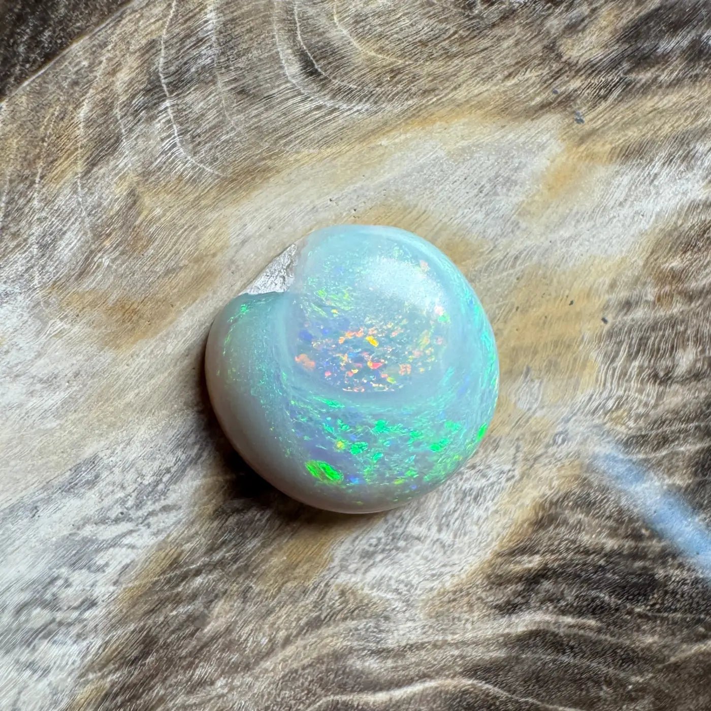 2.3ct Hand - Cut Solid Lightning Ridge Opal
